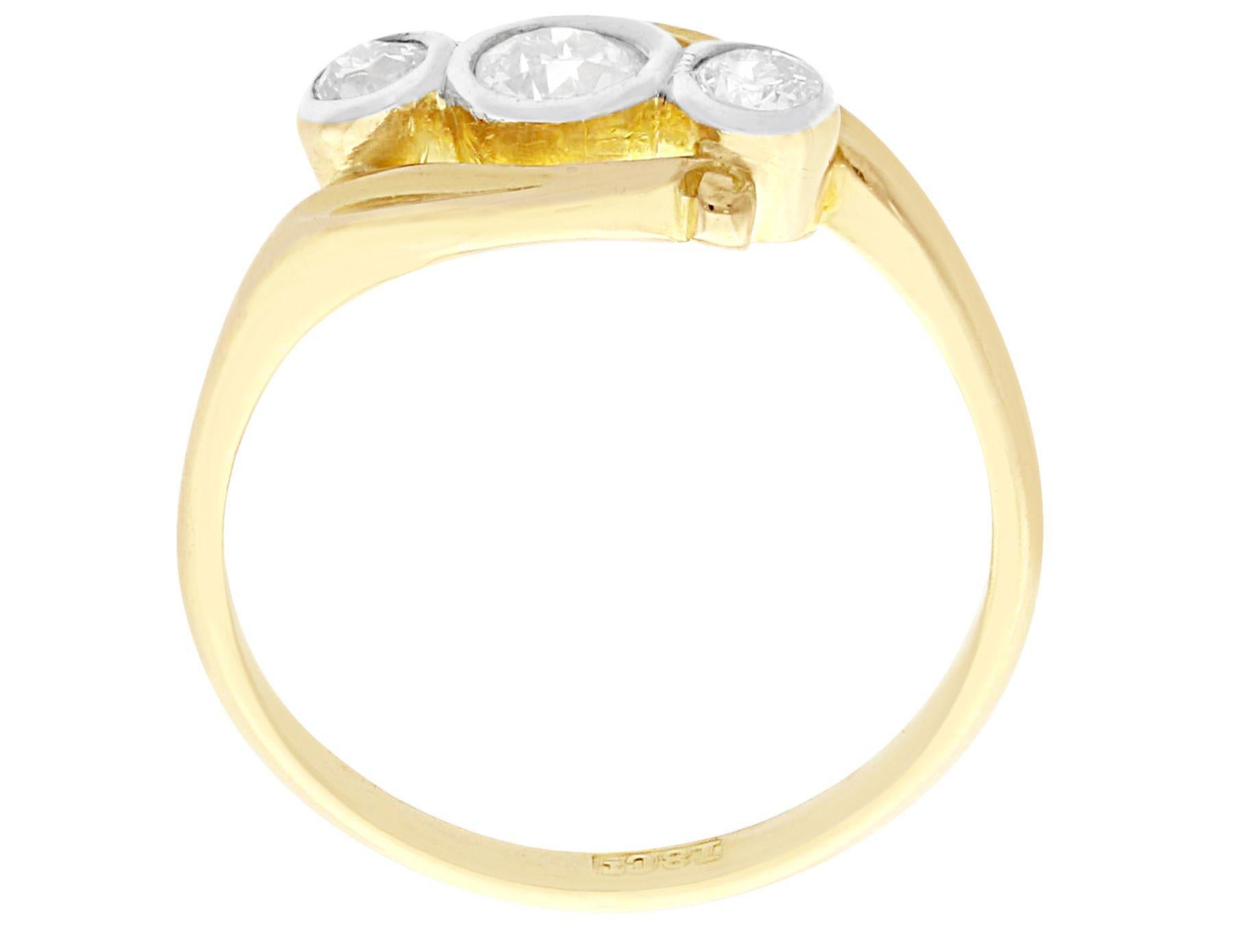 1930s 0.58 Carat Diamond Yellow Gold Cocktail Ring For Sale 1