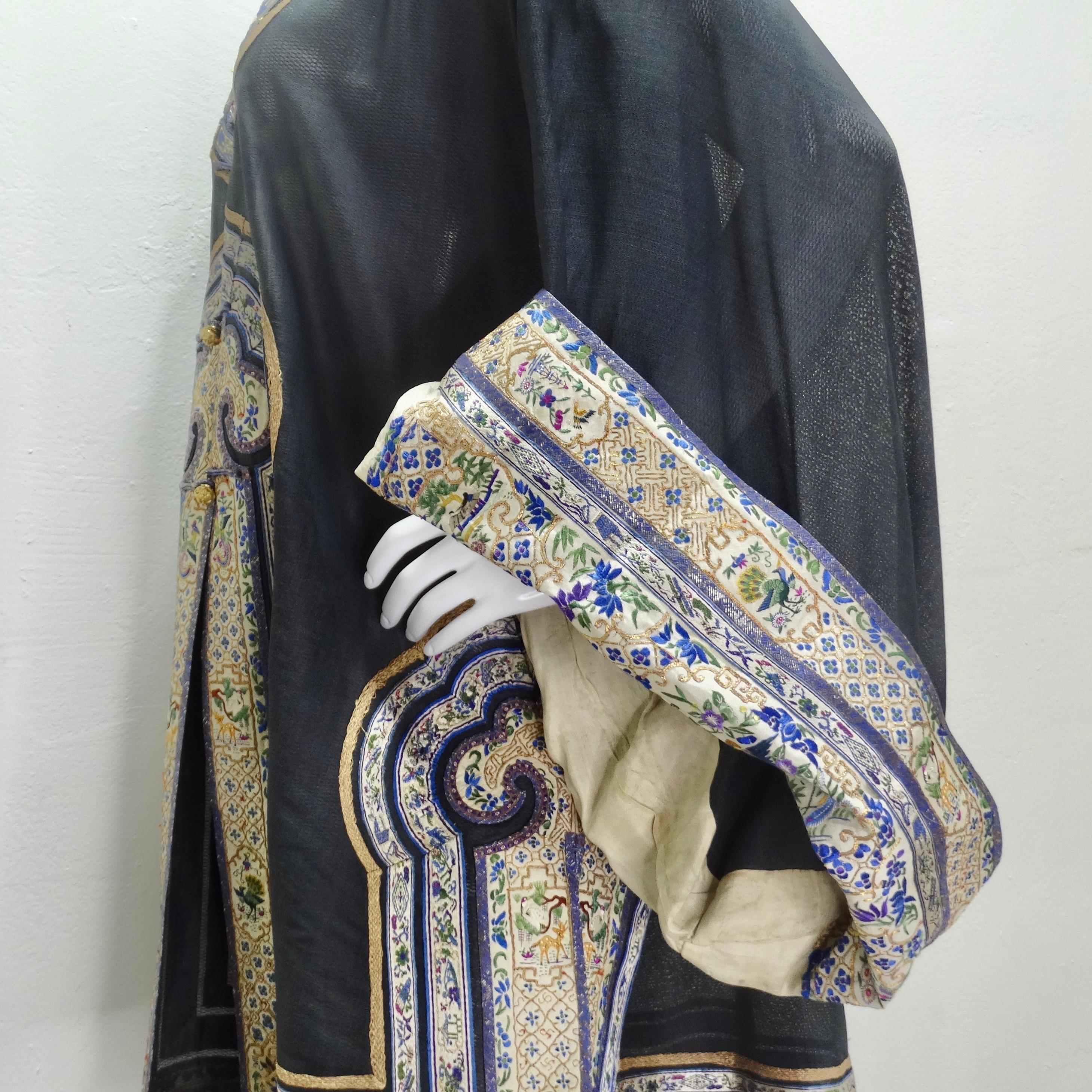 Robe de gauze chinoise brodée ancienne des années 1930 en vente 5