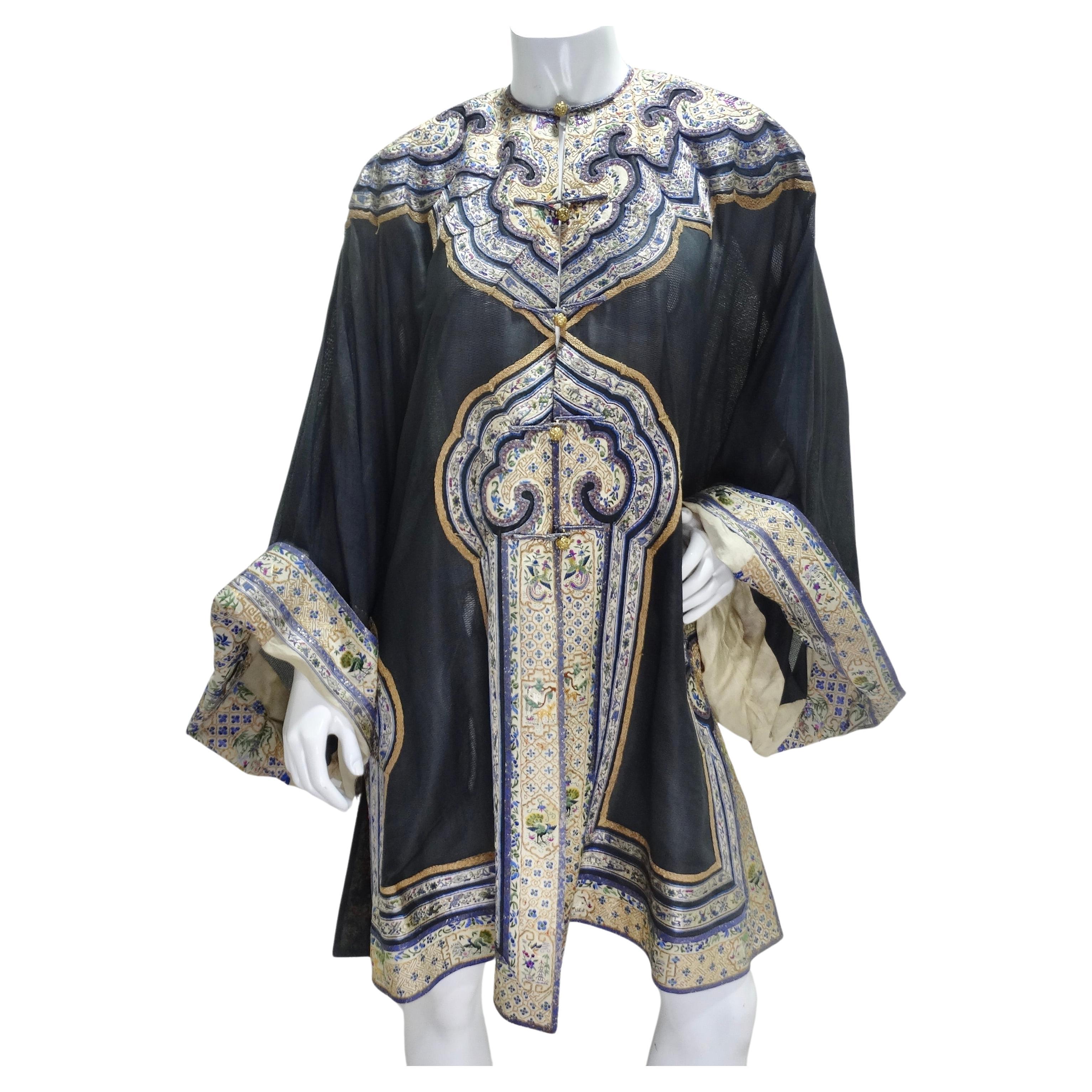 Robe de gauze chinoise brodée ancienne des années 1930 en vente