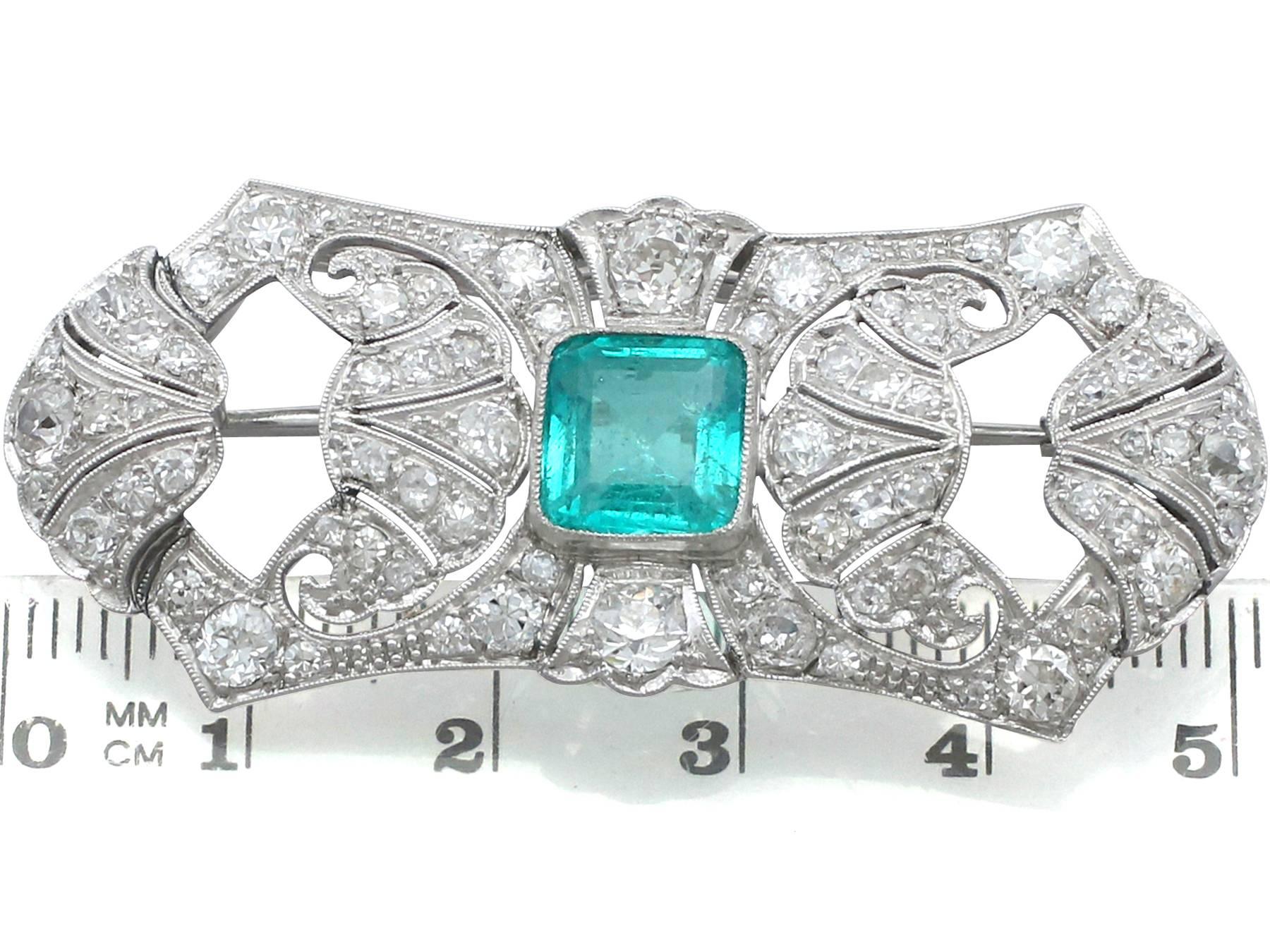Antique 1930s Emerald Diamond Gold Brooch 2