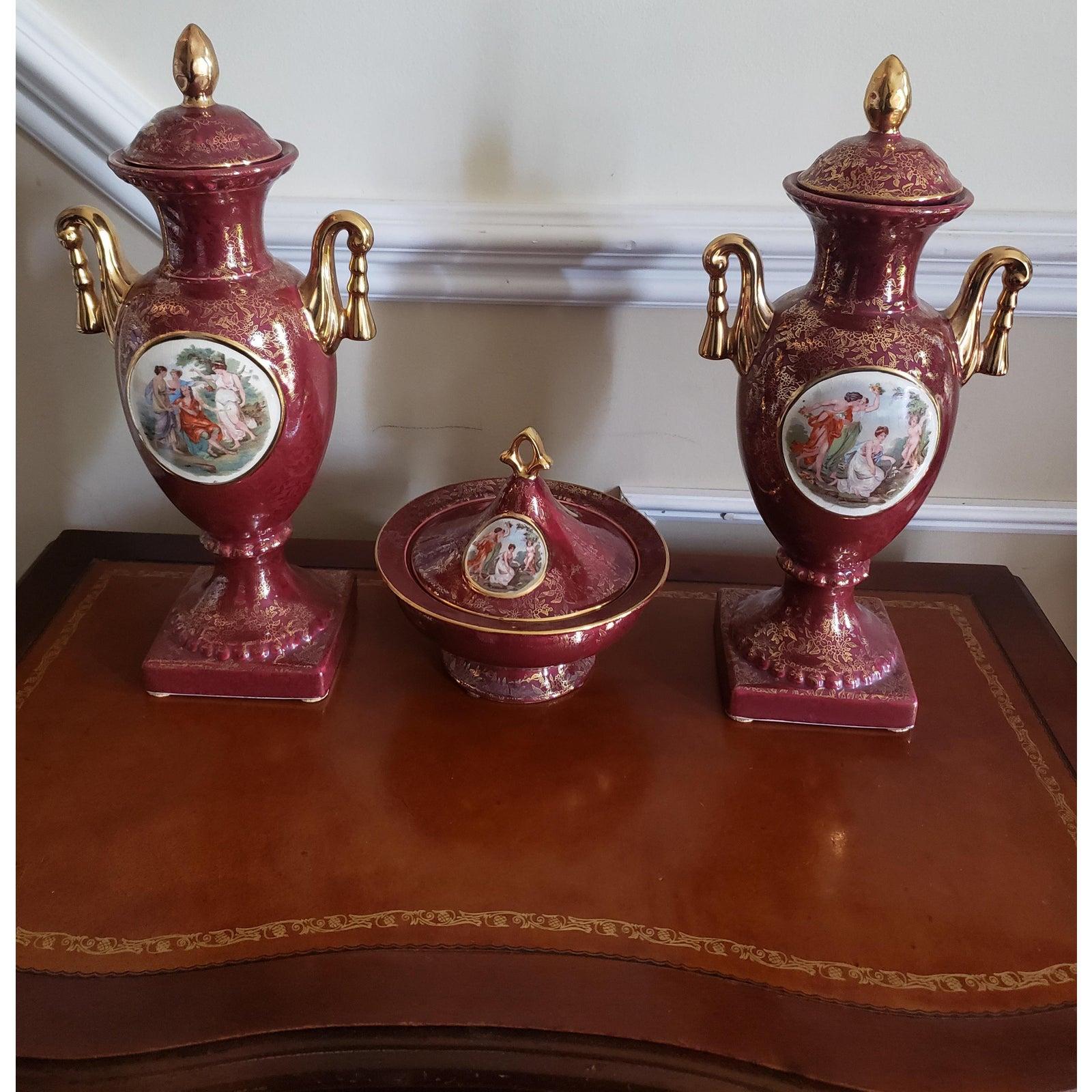 Early Victorian Antique 1930s English Empire Ware Urns Set, 5 Piece Set For Sale