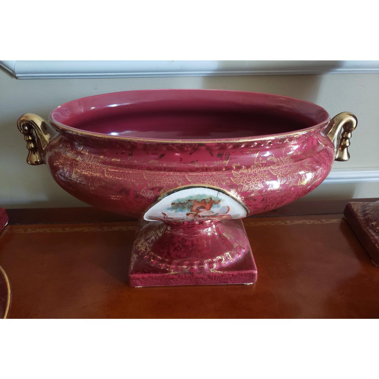 Antique 1930s English Empire Ware Urns Set, 5 Piece Set In Good Condition For Sale In Germantown, MD