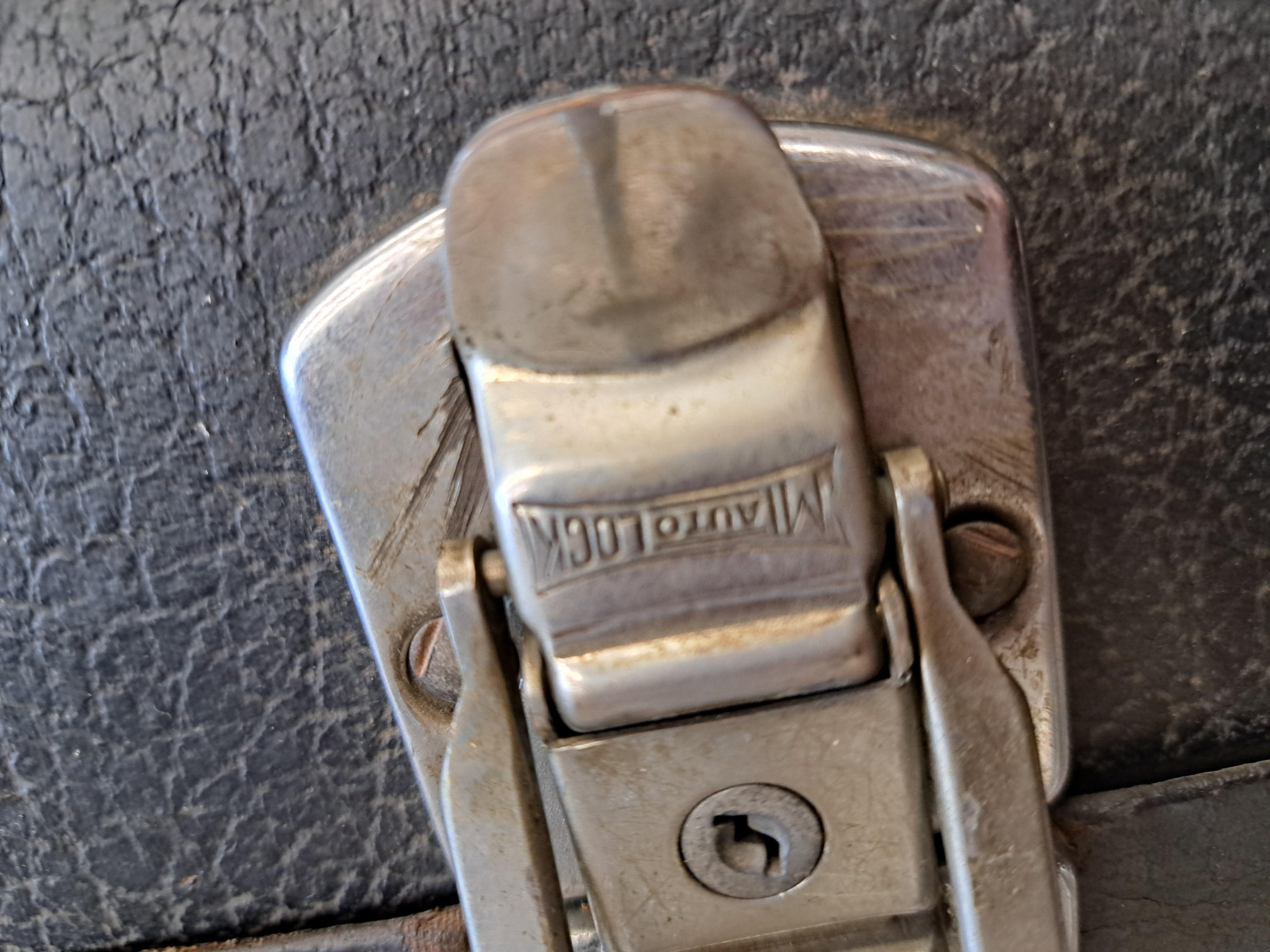 American Antique 1930's Exterior Car Trunk For Sale