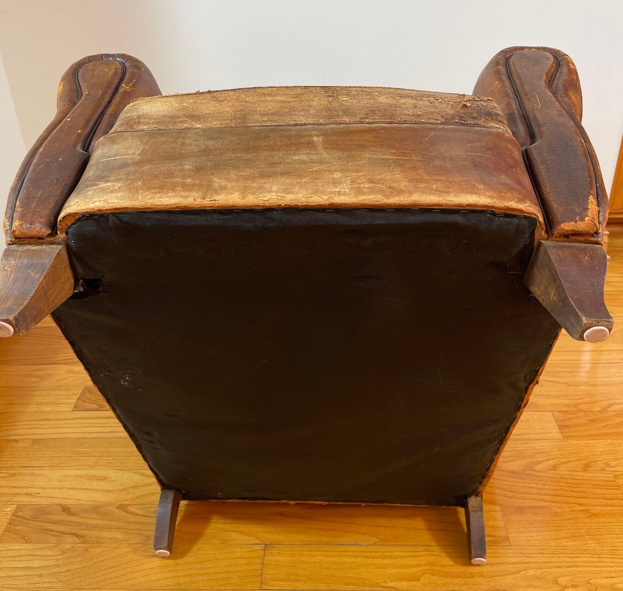 Antike 1930er Jahre Französisch Leder Club Chair Distressed im Angebot 7