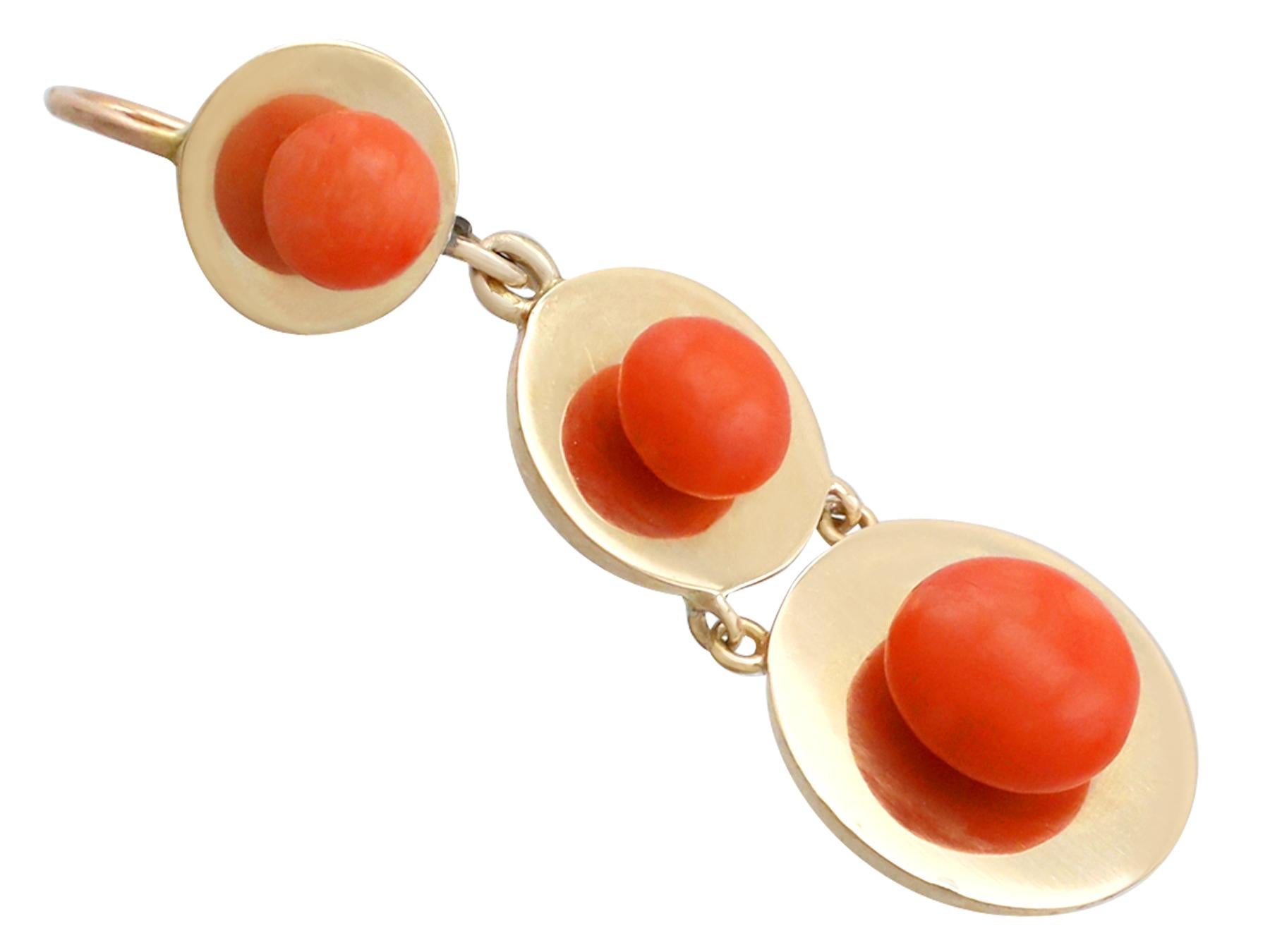 Antique 1930s French Red Coral and Yellow Gold Jewelry Set For Sale 5