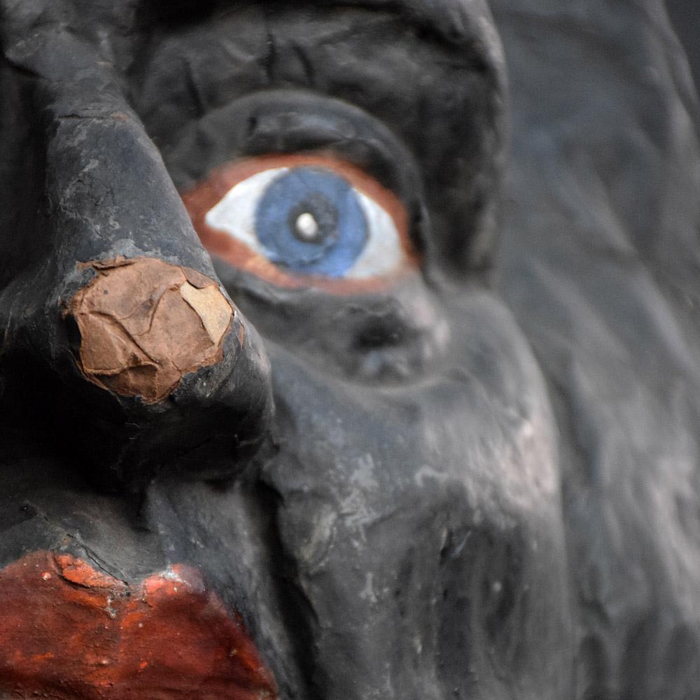 Antigua cabeza de papel maché de juez de teatro de los años 30 de París en Bastante bueno estado para la venta en London, GB
