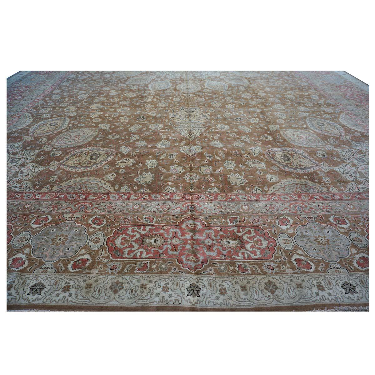 Antique 1930s Persian Tabriz 13x20 Brown & Salmon Oversized Handmade Area Rug For Sale 8