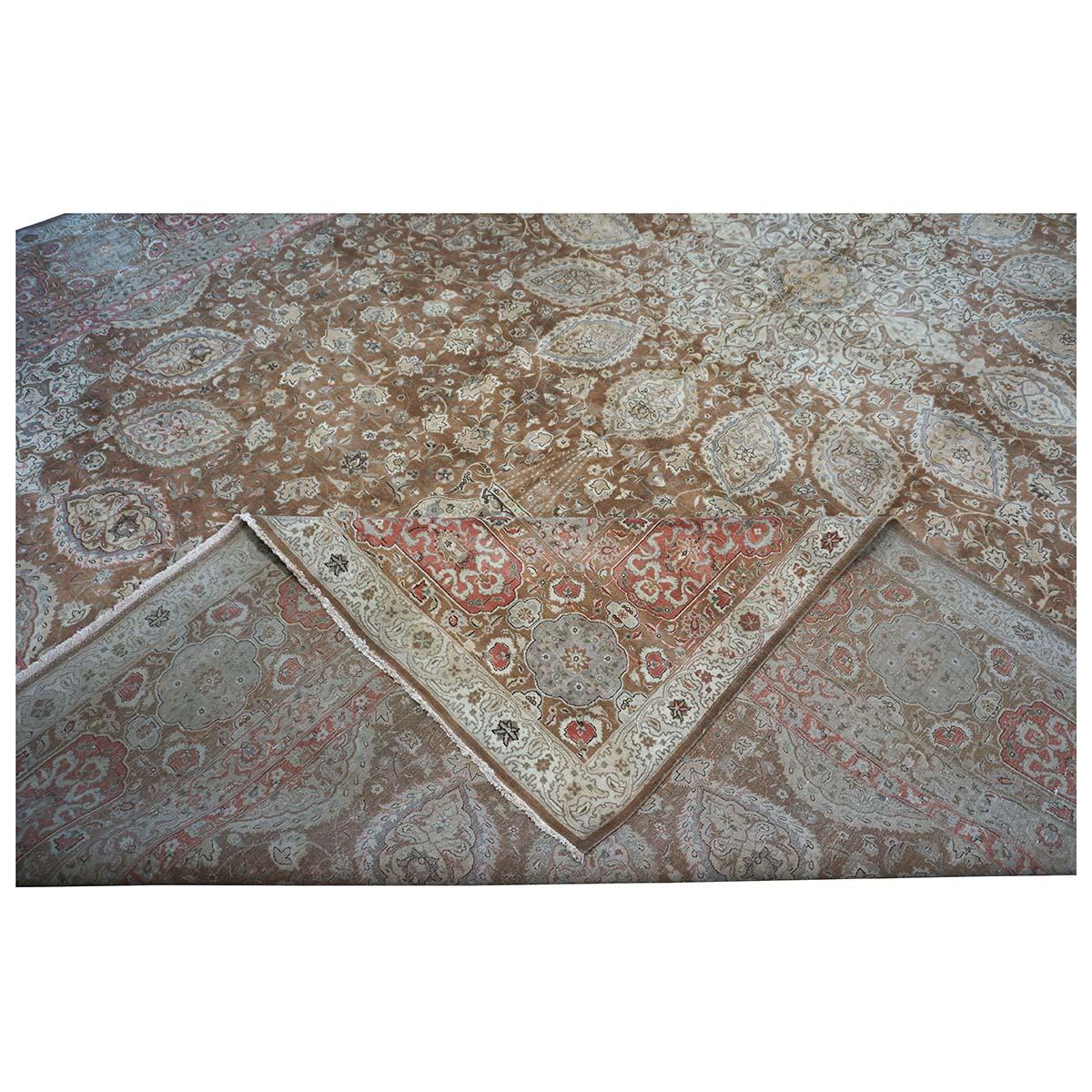 Antique 1930s Persian Tabriz 13x20 Brown & Salmon Oversized Handmade Area Rug For Sale 12
