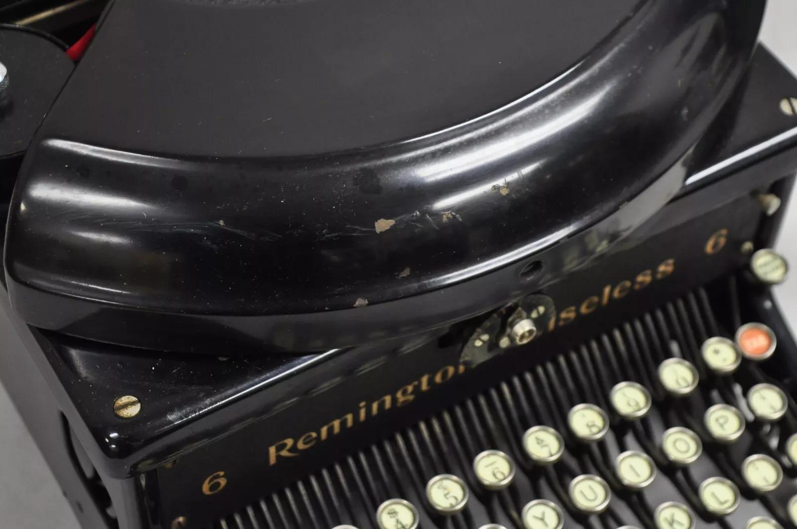 Fer Ancienne machine à écrire Remington Noiseless Model 6 Black des années 1930 en vente