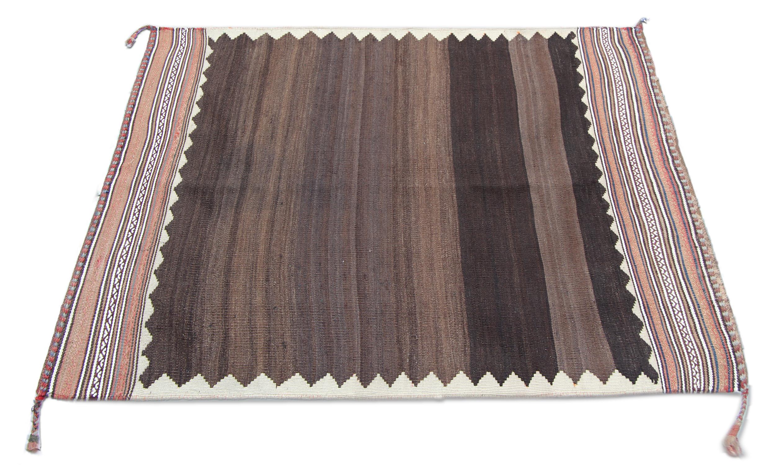 Antiker Sofreh-Woll-Kilim-Teppich aus den 1930er Jahren, ungefärbt, Stammes-Flachgewebe, 157x89 cm (Volkskunst) im Angebot