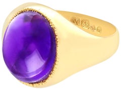 Antique 1936 4.33 Carat Amethyst and Yellow Gold Signet Ring