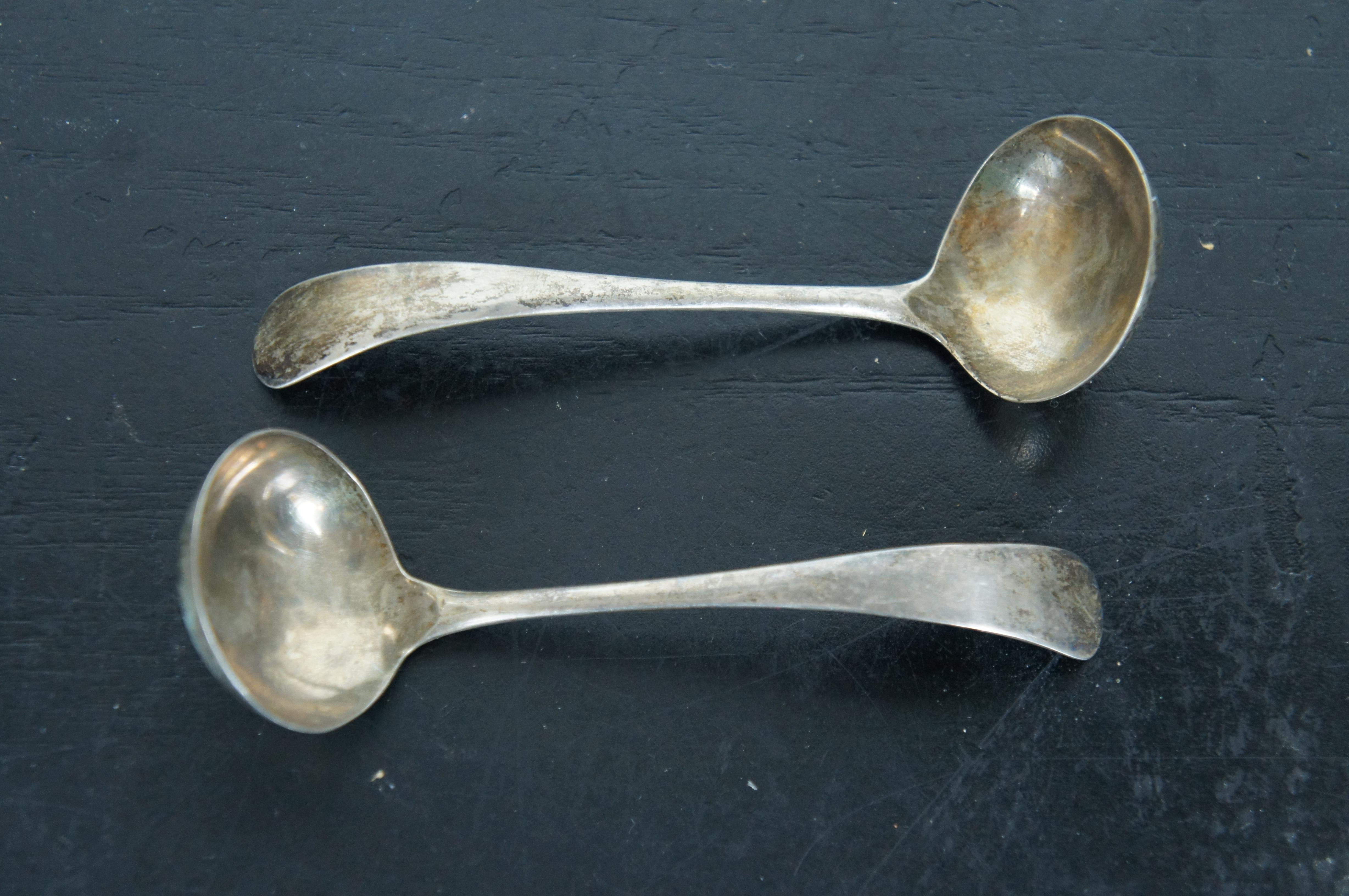 Antiguo juego de salseras y cucharones de plata de ley de Edward Viner de 1936 en venta 4