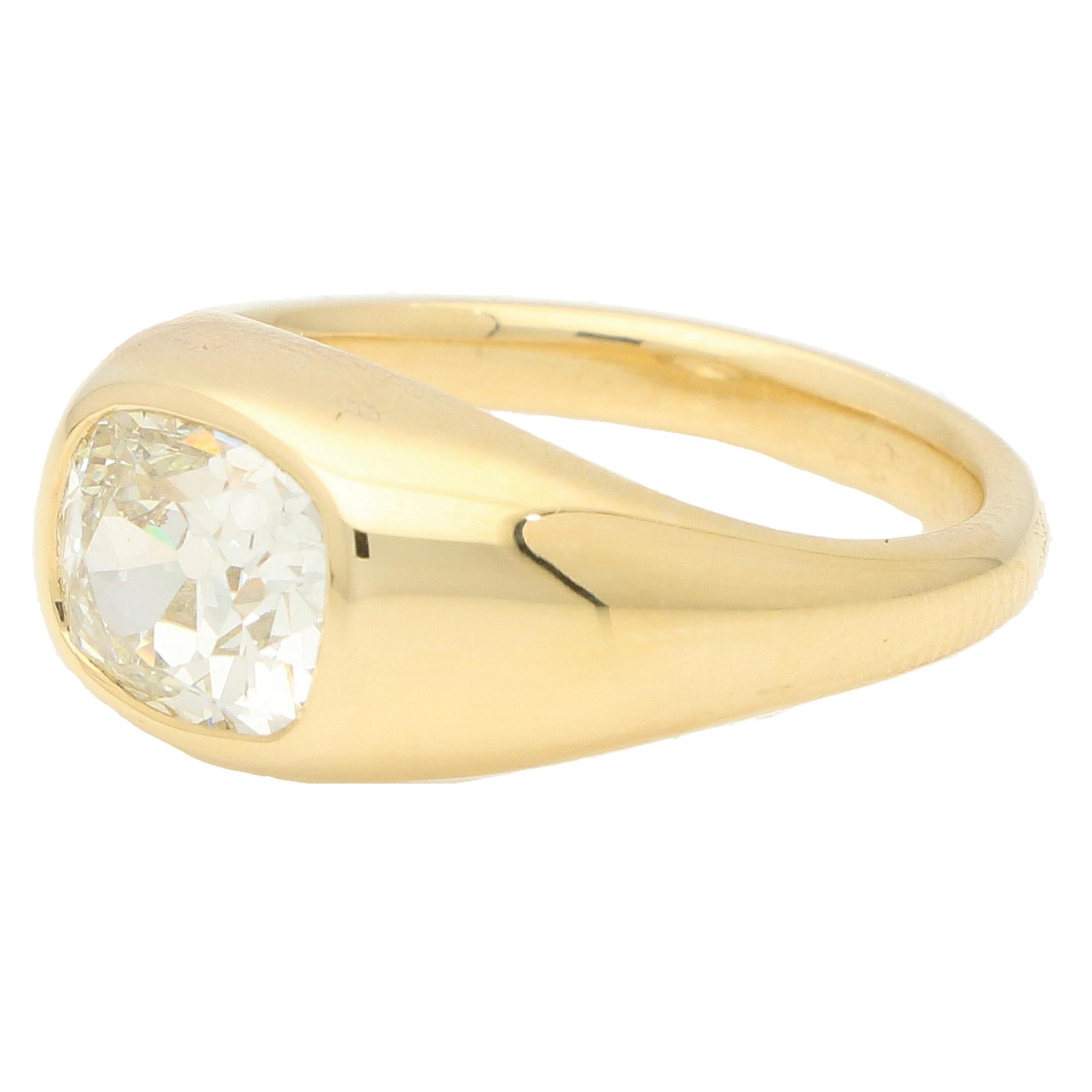 Antique Cushion Cut Antique 1.93ct Old Cushion Cut East-West Diamond Ring in 18k Yellow Gold For Sale