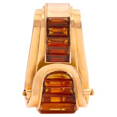 Antique 1940s Citrine Scroll Brooch in Yellow Gold