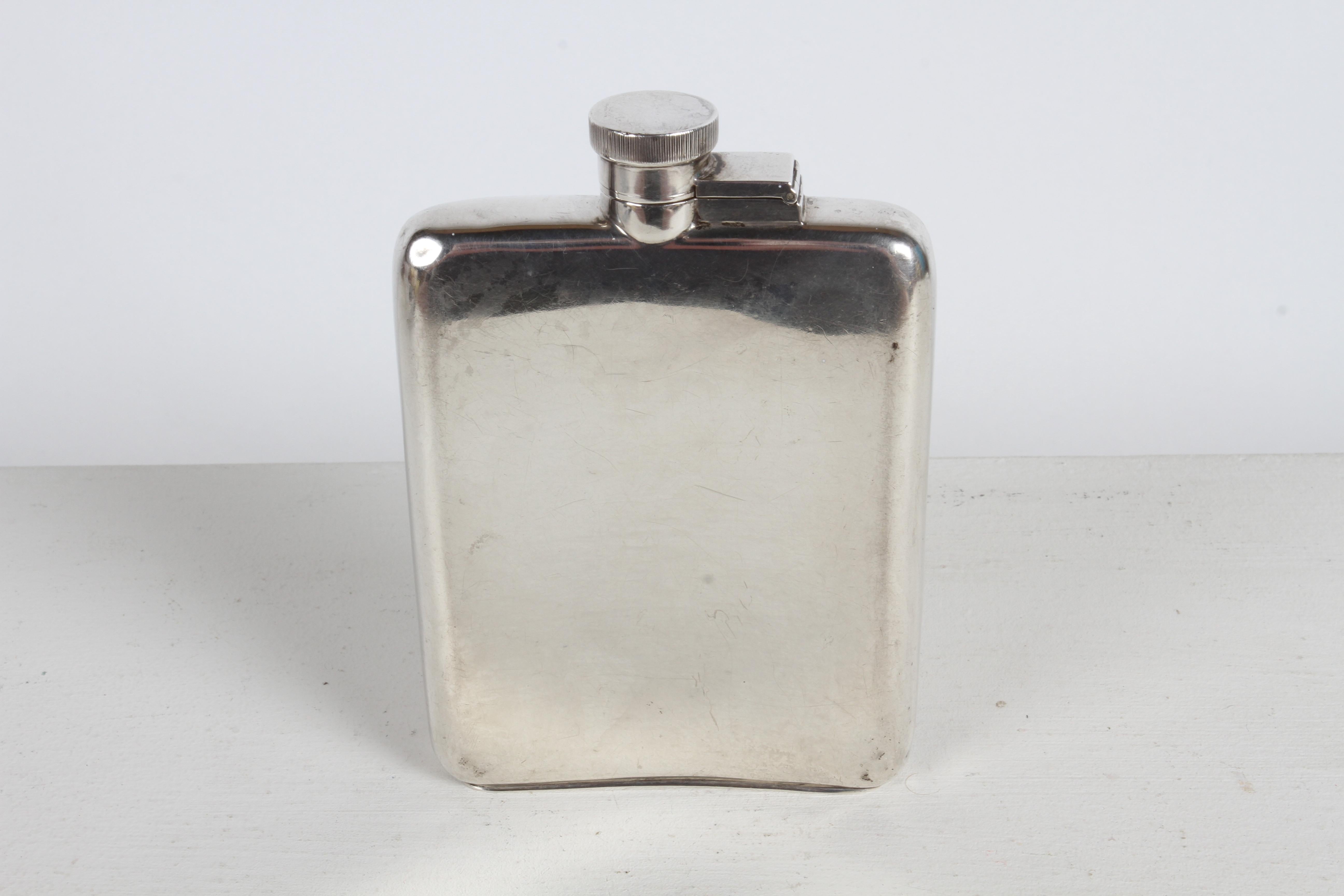 Mid-20th Century Antique 1940s Gentleman's Sterling Silver Pocket or Hip Flask by Asprey London For Sale