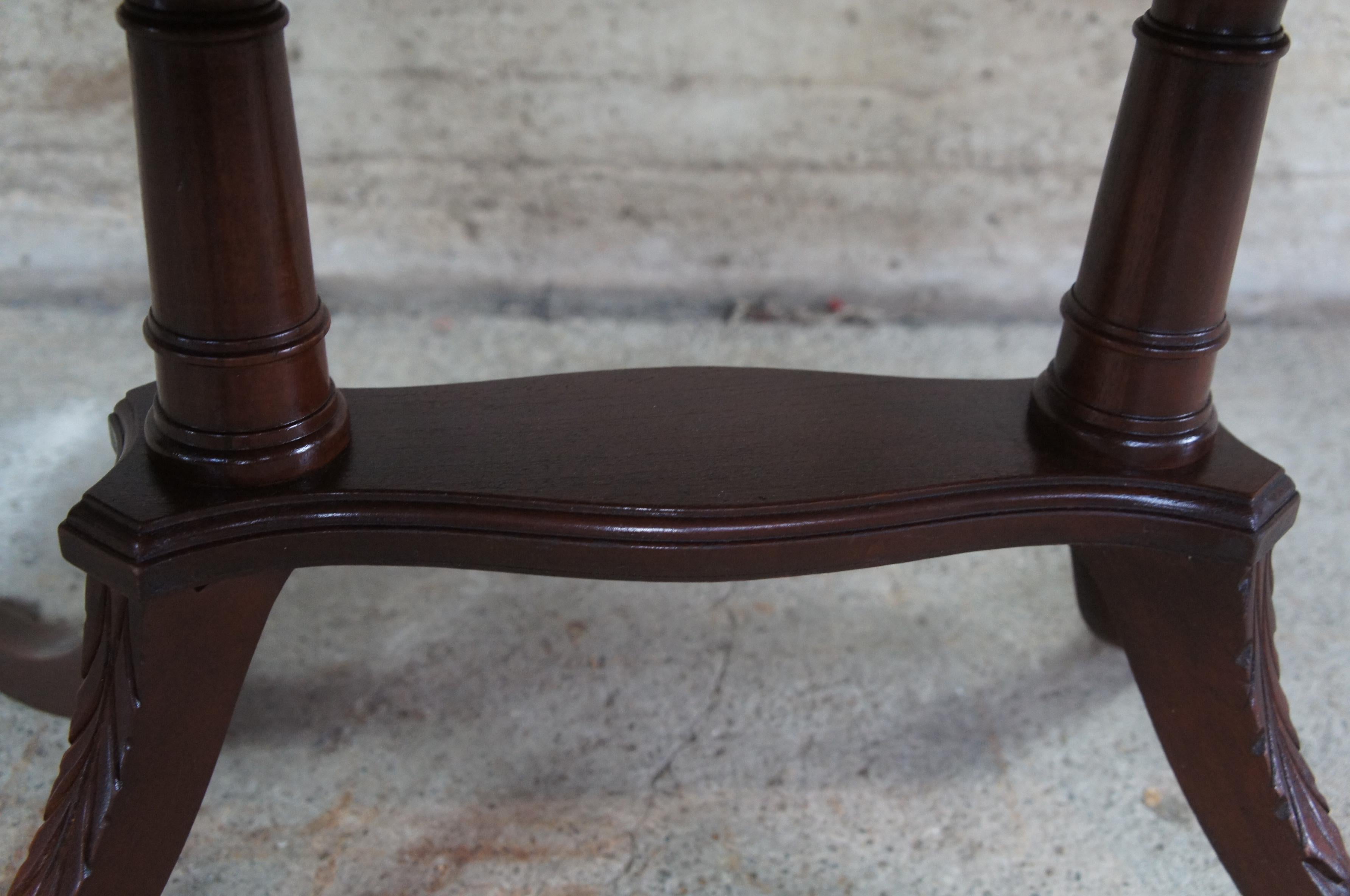 Antique 1940s Mahogany Duncan Phyfe Pedestal Coffee Coktail Tea Table Glass Top 3