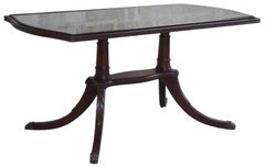 Antique 1940s Mahogany Duncan Phyfe Pedestal Coffee Coktail Tea Table Glass Top