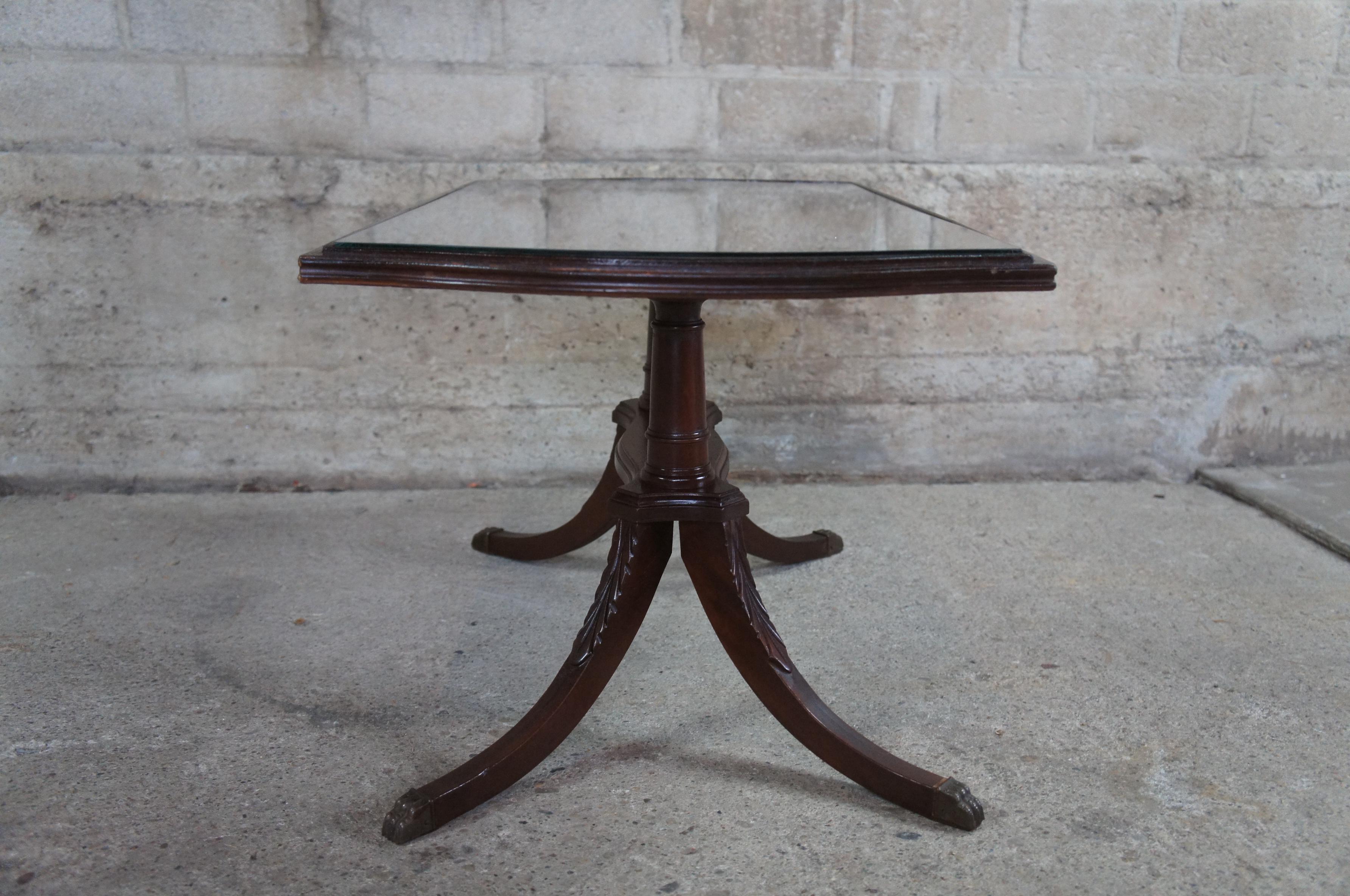 Mid-20th Century Antique 1940s Mahogany Duncan Phyfe Pedestal Coffee Coktail Tea Table Glass Top