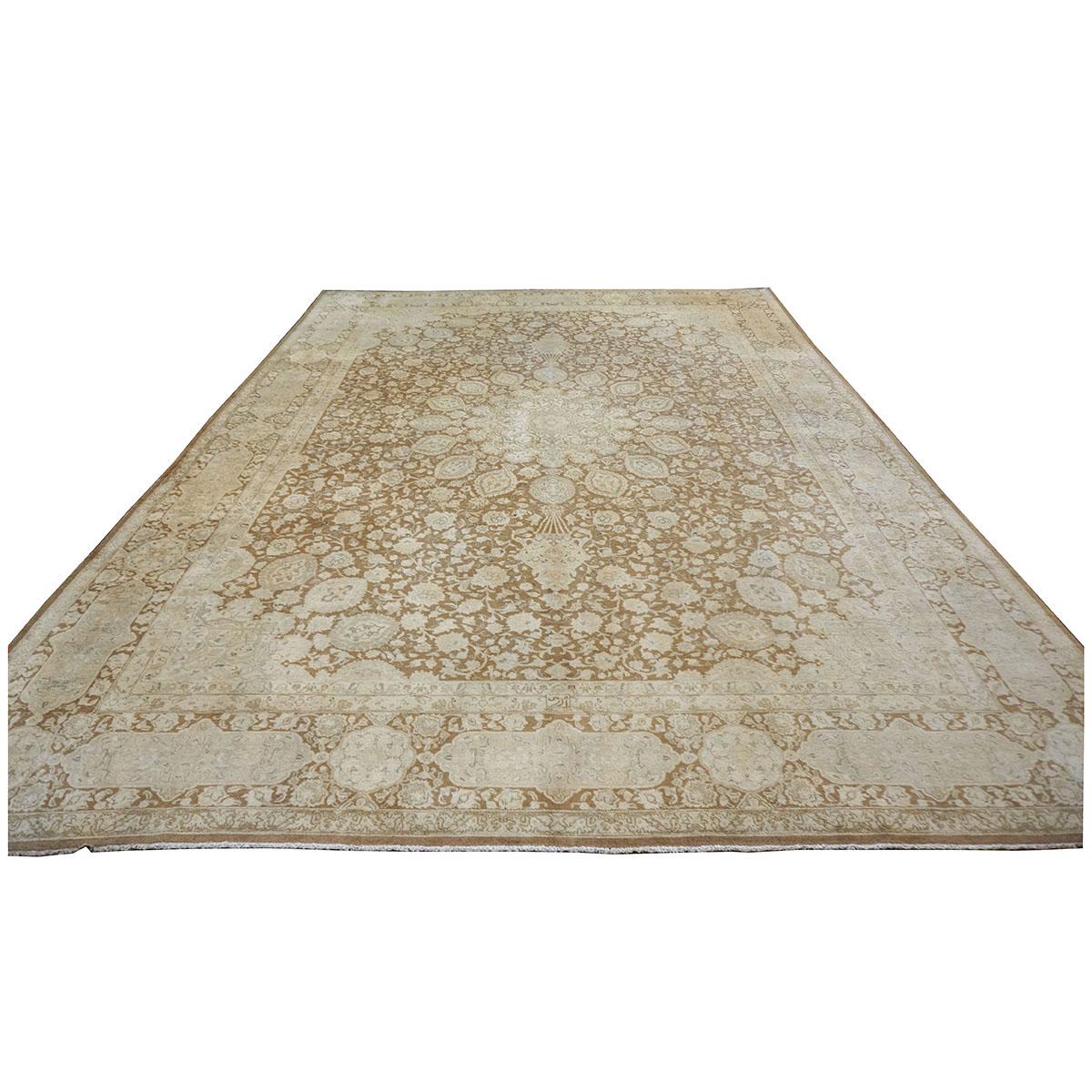 Antique 1940s Persian Tabriz 10x13 Tan, Brown, & Ivory Handmade Area Rug In Good Condition For Sale In Houston, TX