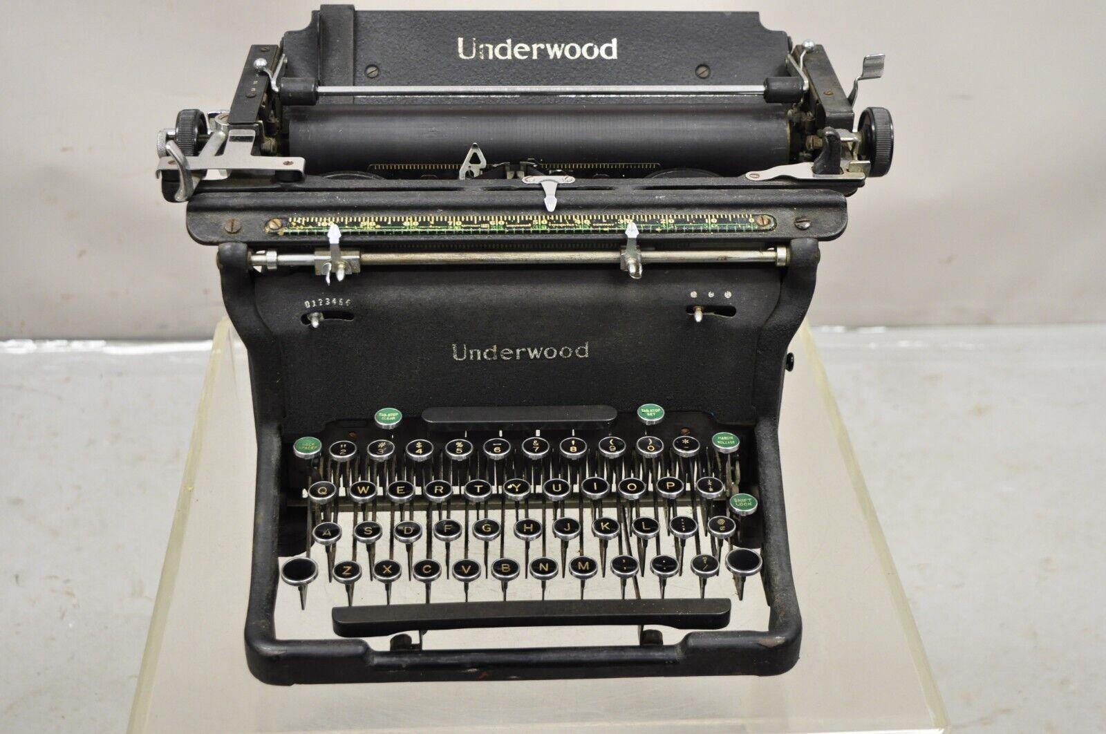 Antique 1940s Underwood Manual Typewriter. Circa 1940s. Measurements: 9