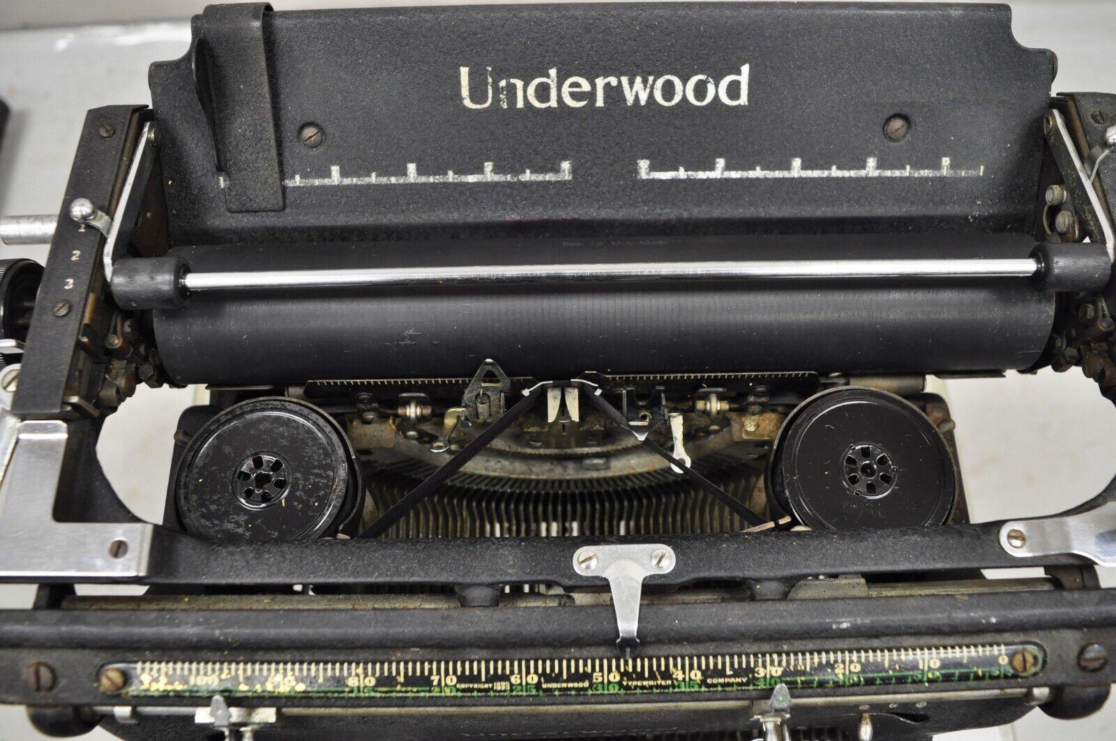 Antike 1940er Underwood Handschreibmaschine (Art déco)