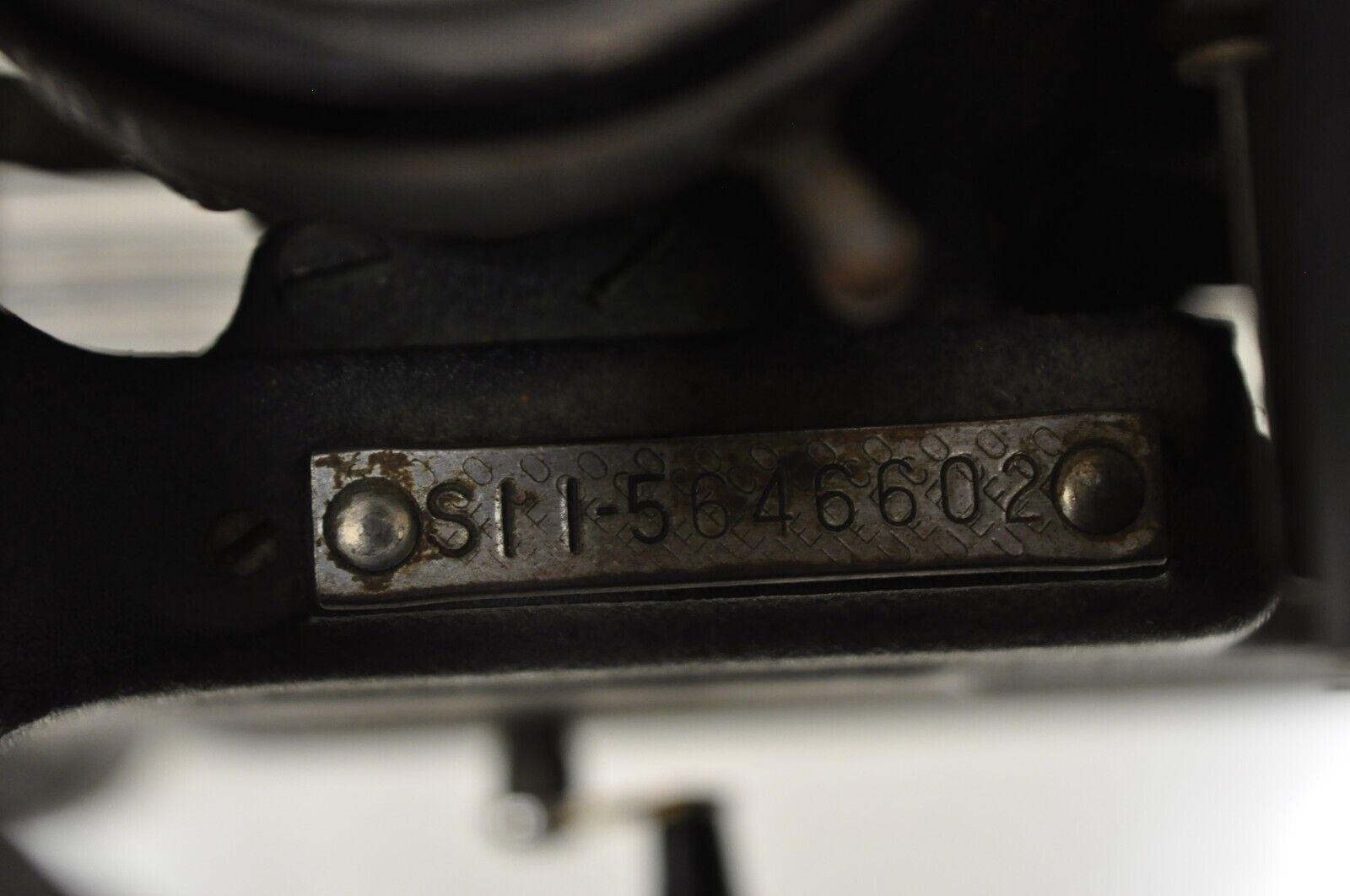 Antike 1940er Underwood Handschreibmaschine (Mitte des 20. Jahrhunderts)