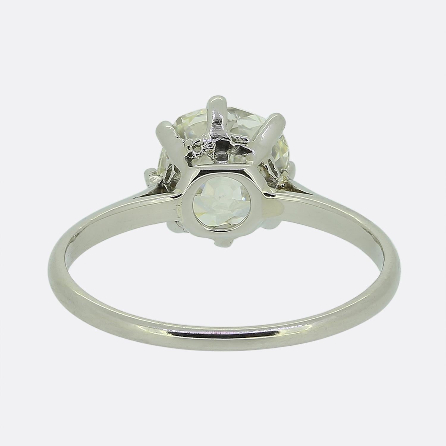Bague solitaire ancienne en diamant taillé en coussin de 1,95 carat Bon état - En vente à London, GB