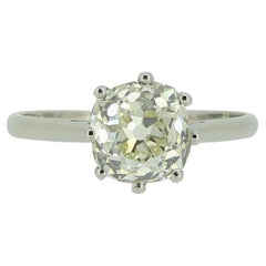 Antiker 1,95 Karat Kissenschliff Diamant Solitär Ring