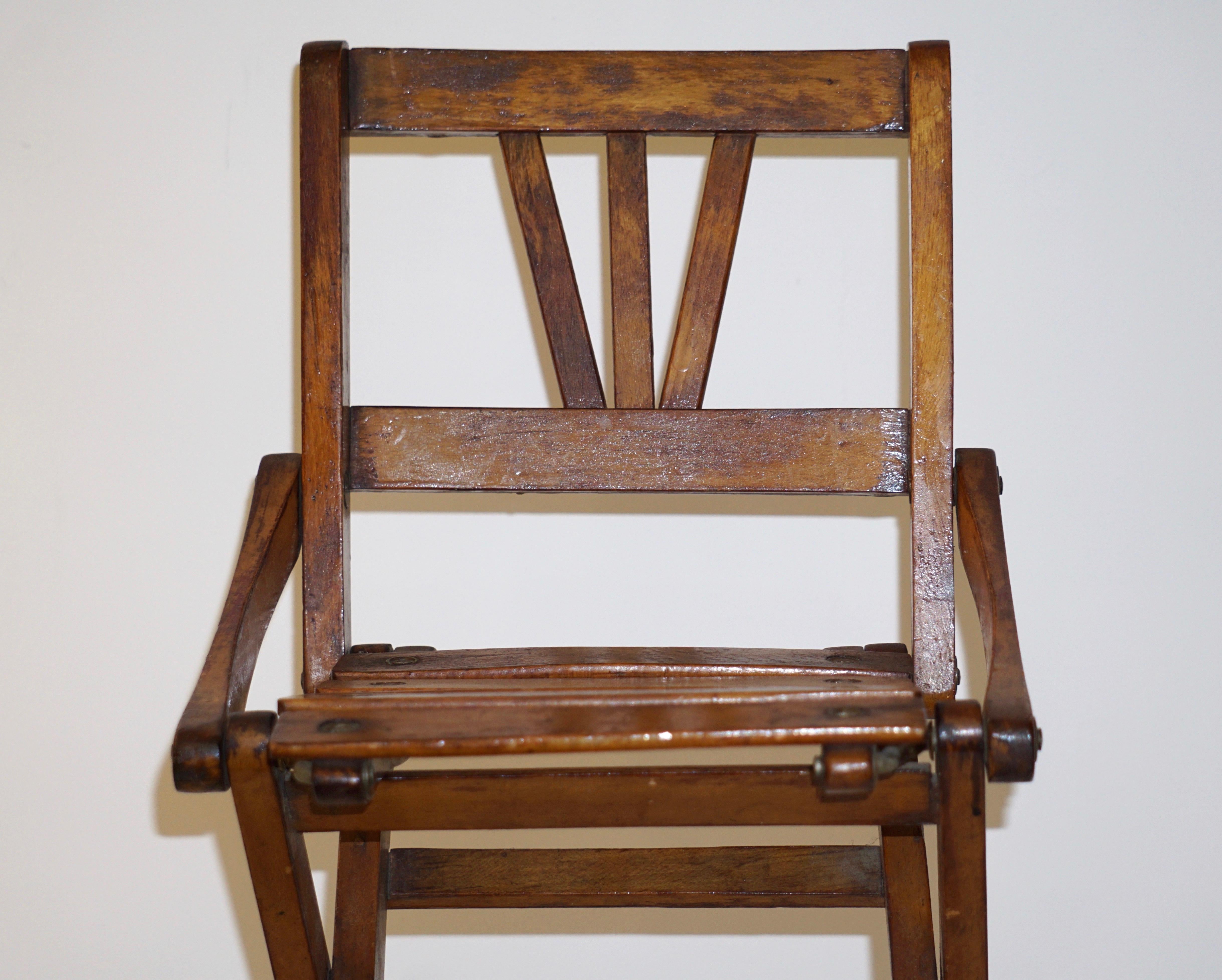 Antique 1950s Italian Handcrafted Oak Doll / Miniature Folding Chair For Sale 2