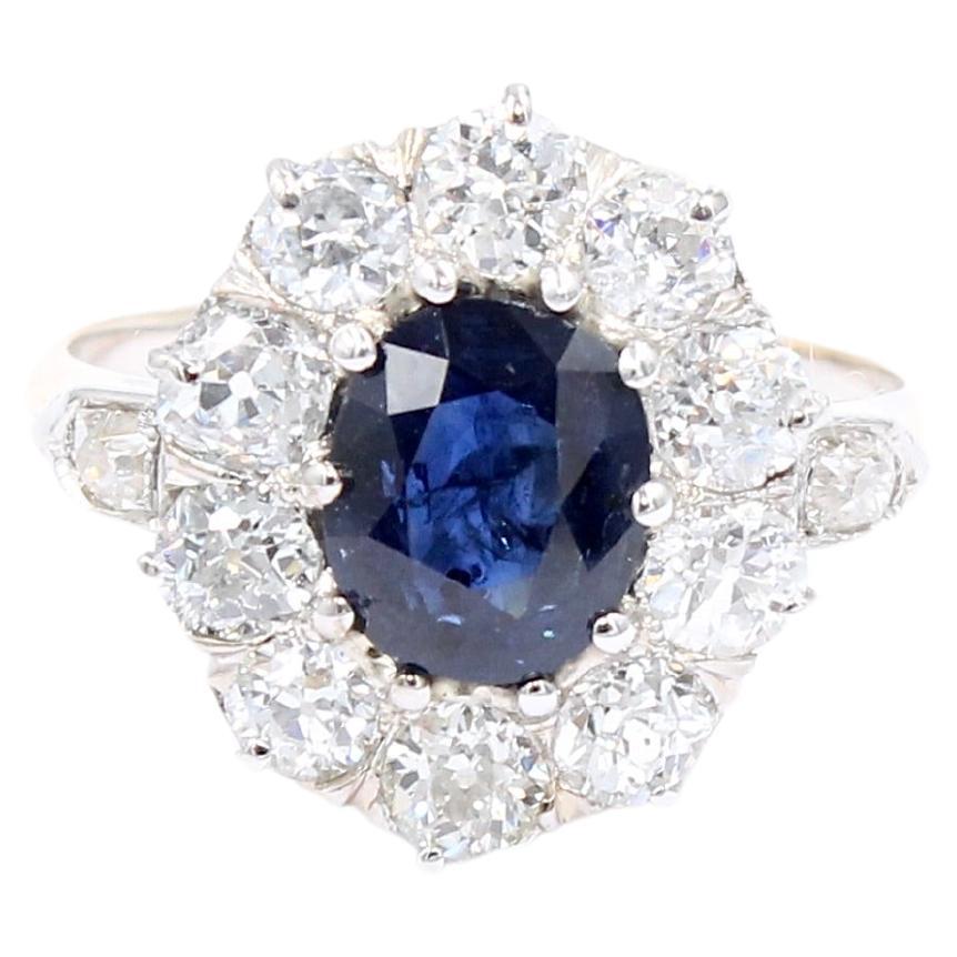 Antique 1.97 Carats deep blue sapphire and diamond cluster ring 