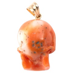 Antique 1970s Yellow Gold Coral Skull Pendant Necklace, 2.4cm Height