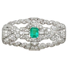 Antique 1.98 Carat Emerald 5.22 Carat Diamond Platinum Brooch