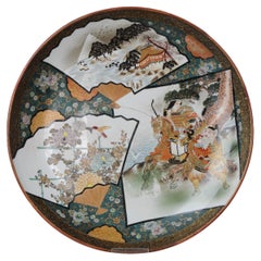 Ancien plat Kutani en porcelaine japonaise du 19e siècle marqué sur la base de figures