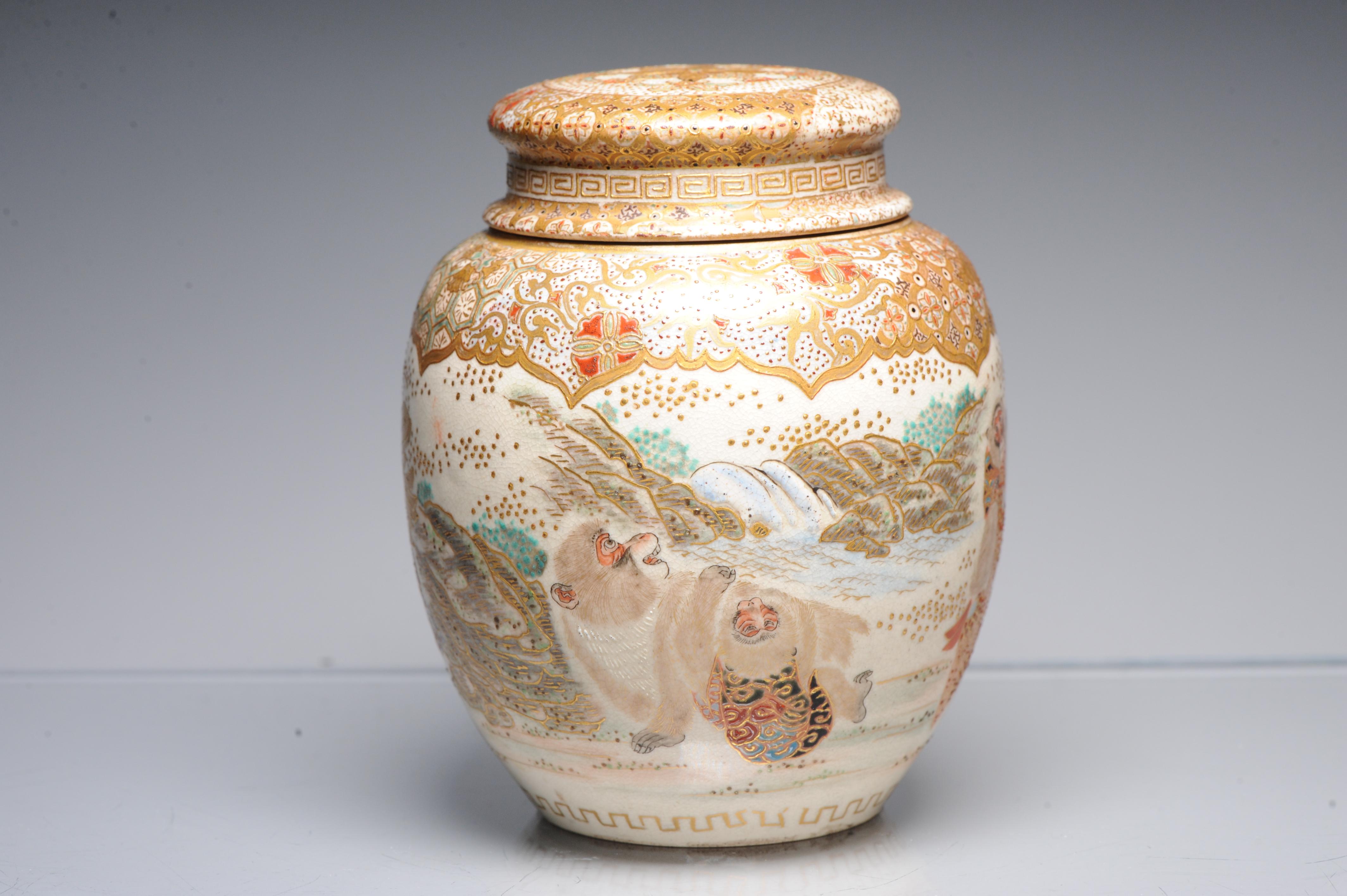 Antique 19 C Japanese Satsuma Monkey Jar with Landscape, Japan For Sale 10