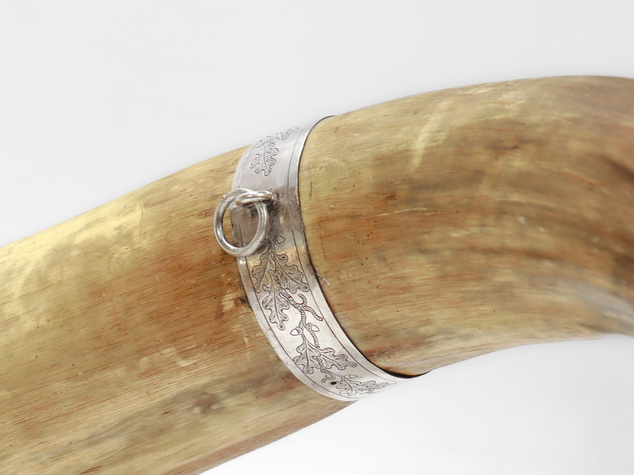 Antico corno di presentazione della Schillerbund di New York del 19c &New con montature d'argento in vendita 8