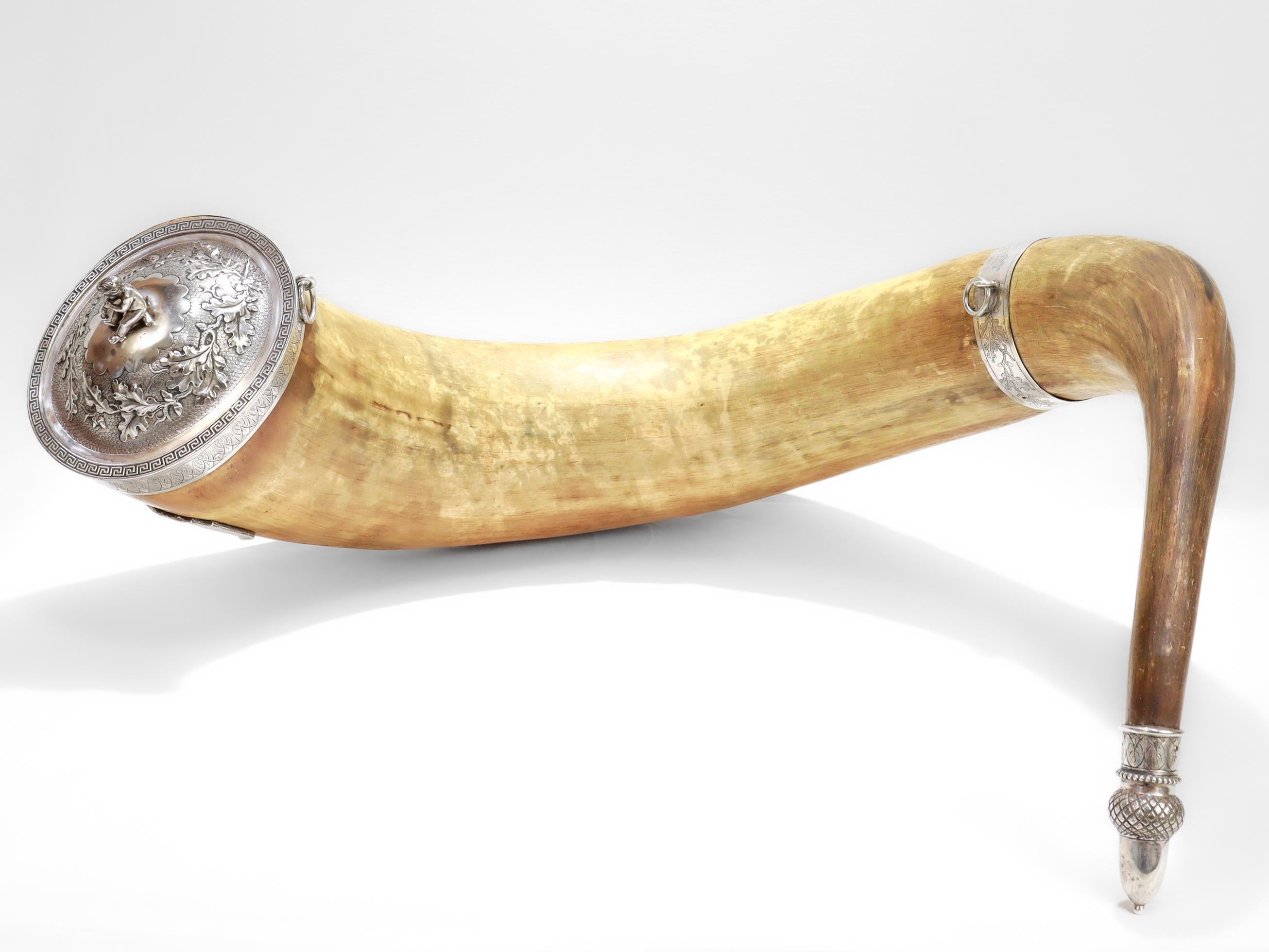Antico corno di presentazione della Schillerbund di New York del 19c &New con montature d'argento In condizioni buone in vendita a Philadelphia, PA