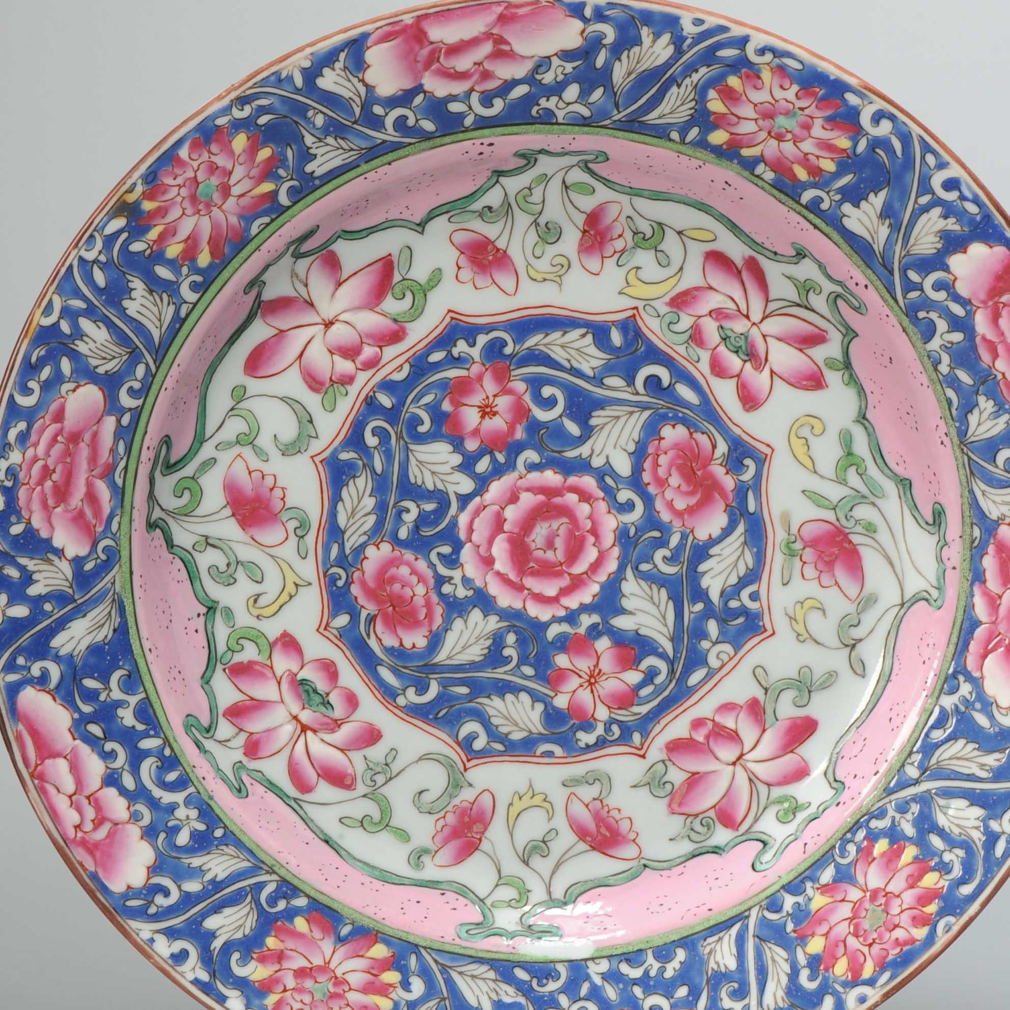 Qing Antique 19th c Samson Porcelain Famille Rose Dish Southeast Asia Bencharong For Sale
