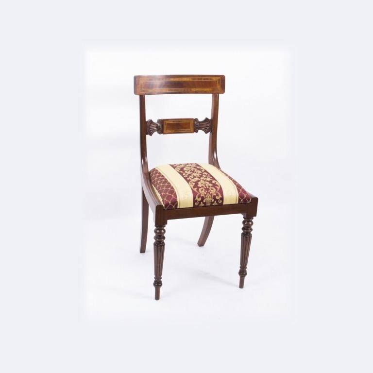 Antigua Mesa de Comedor Extensible Ovalada de 19 pies c.1880 y 20 Sillas de Comedor 11