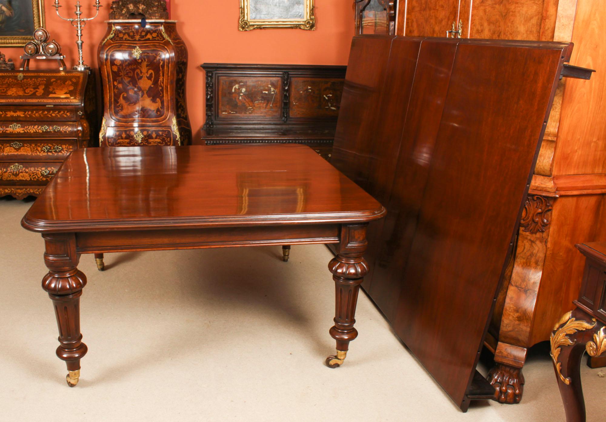 Antique 19th C 12ft Flame Mahogany Extending Dining Table & 12 chairs 2