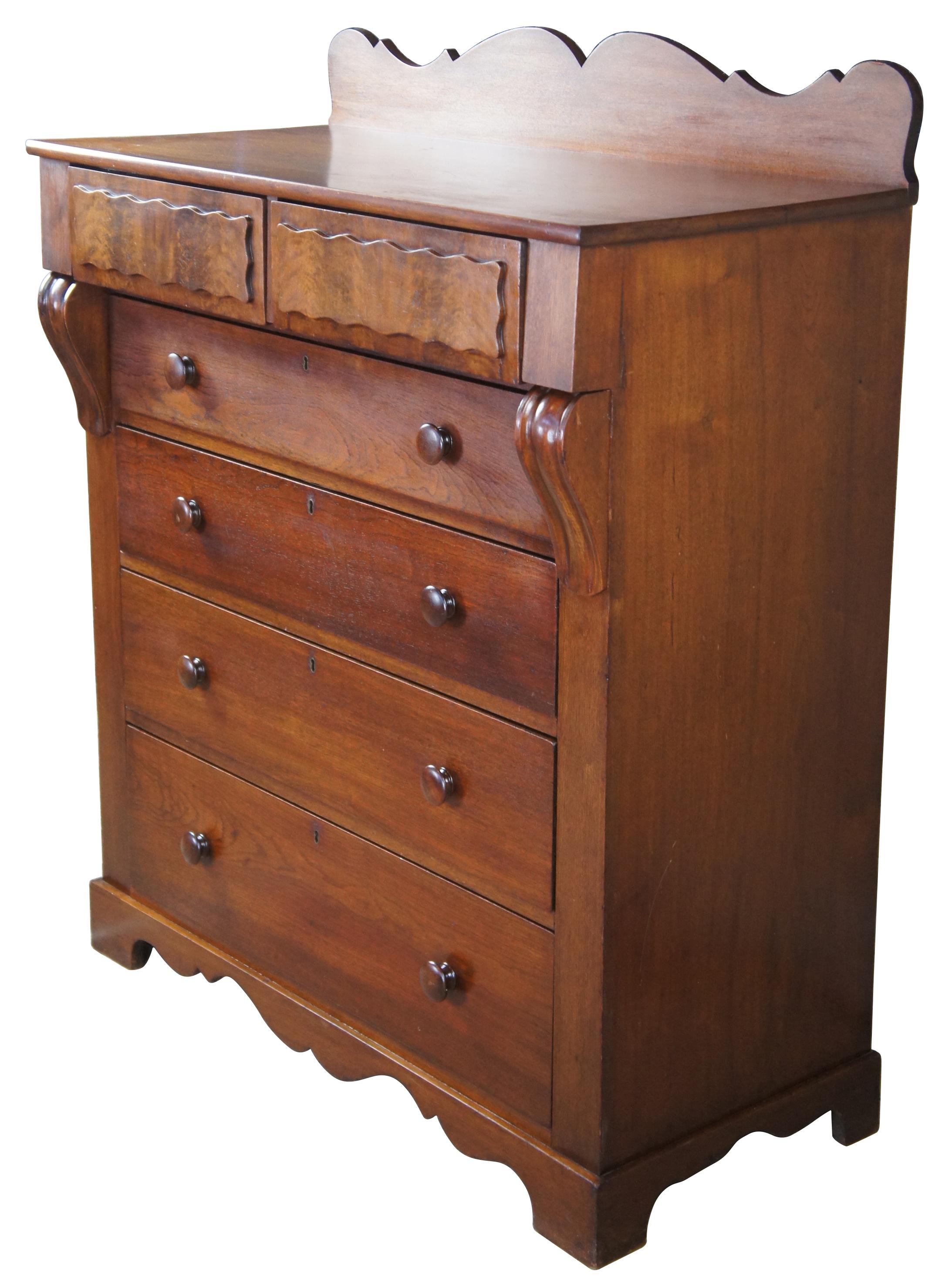 antique gentlemans dresser