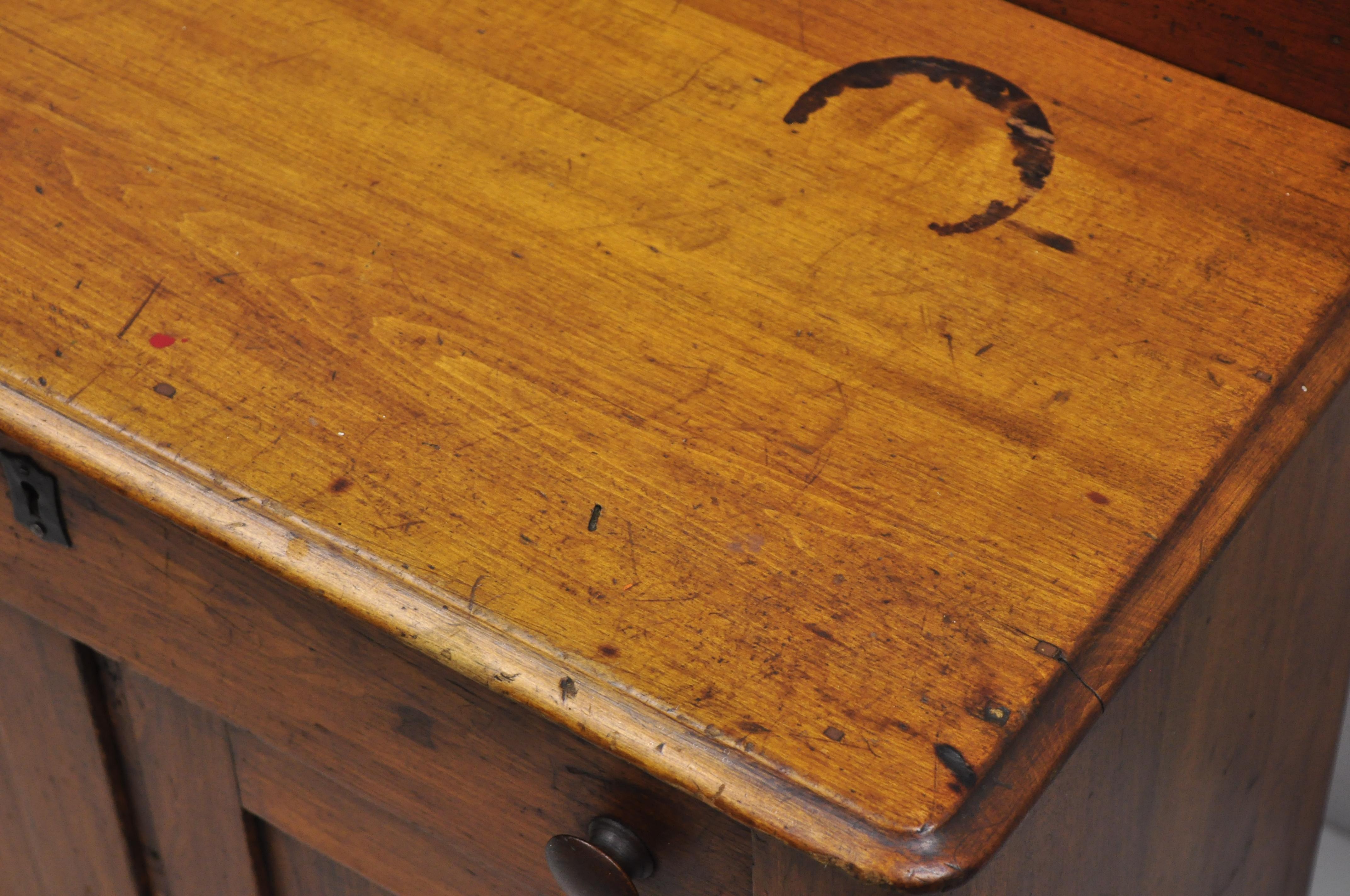 Antique 19th Century American Primitive Chestnut Washstand Nightstand Work Table 1