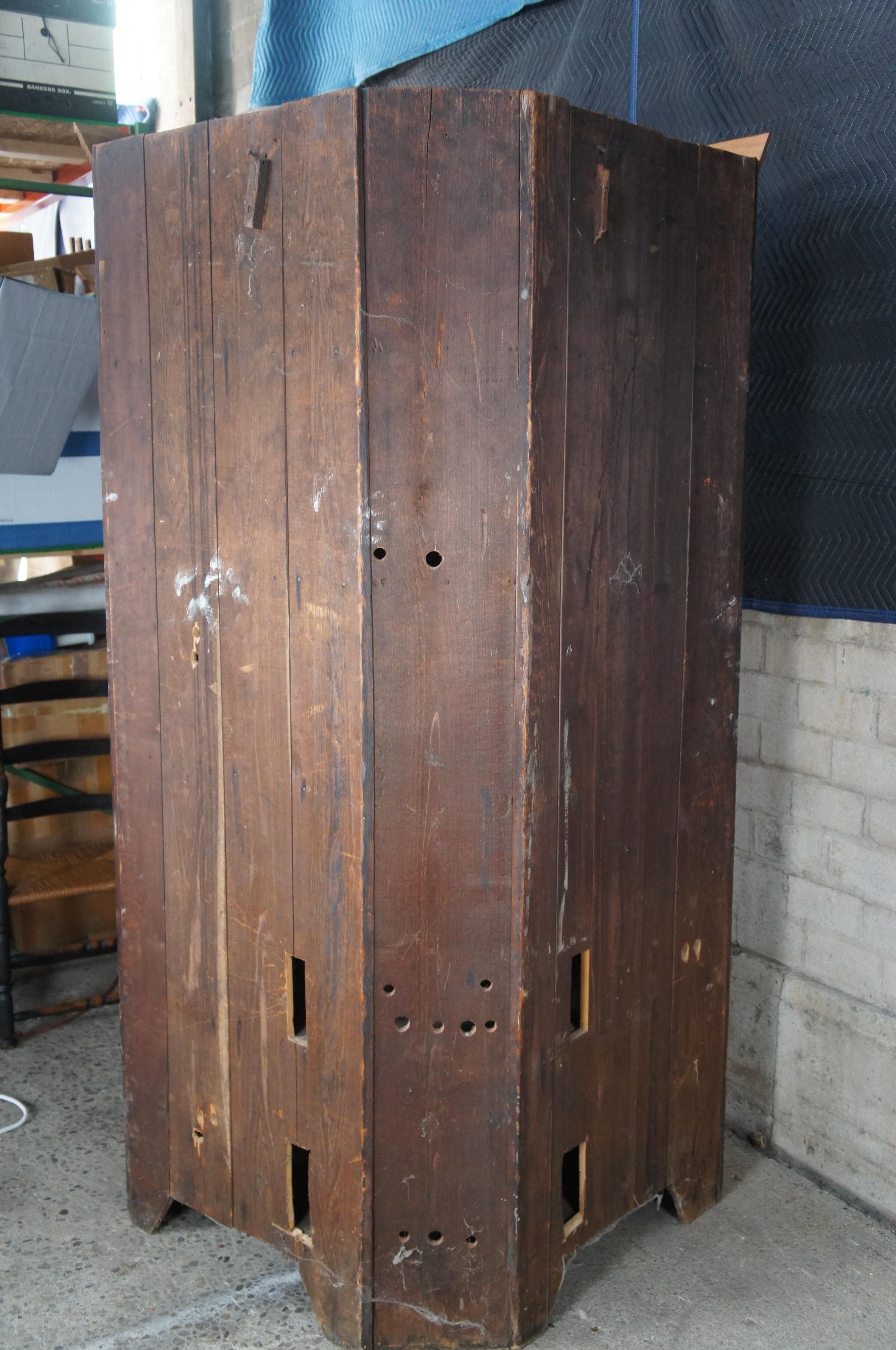 Antique 19th C. American Rustic Distressed Maple Corner Cabinet Cupboard 6