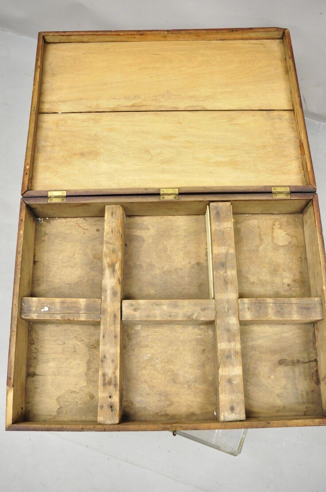 Antique 19th C American Primitive Wooden Distressed Paint Storage Tool Work Box For Sale 1