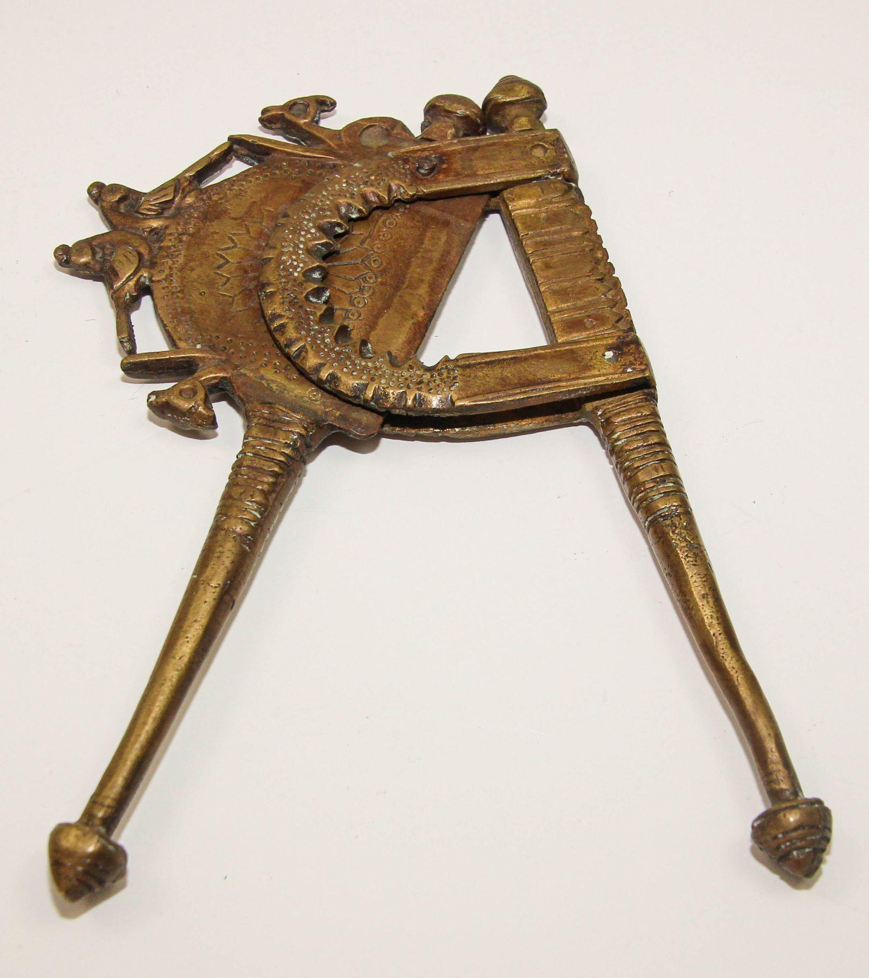 Antique 19th C. Brass Betel Nut Cutter from India Collectible Asian Artifact For Sale 2