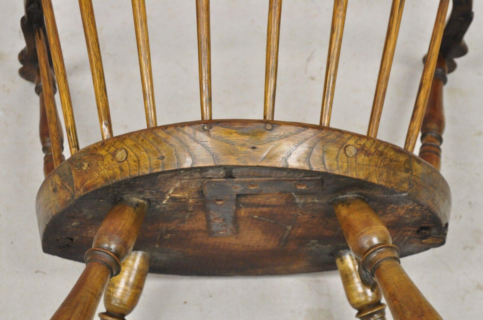 Antique 19th C Chestnut & Oak Wood Primitive Small Bowed Windsor Arm Chair For Sale 7