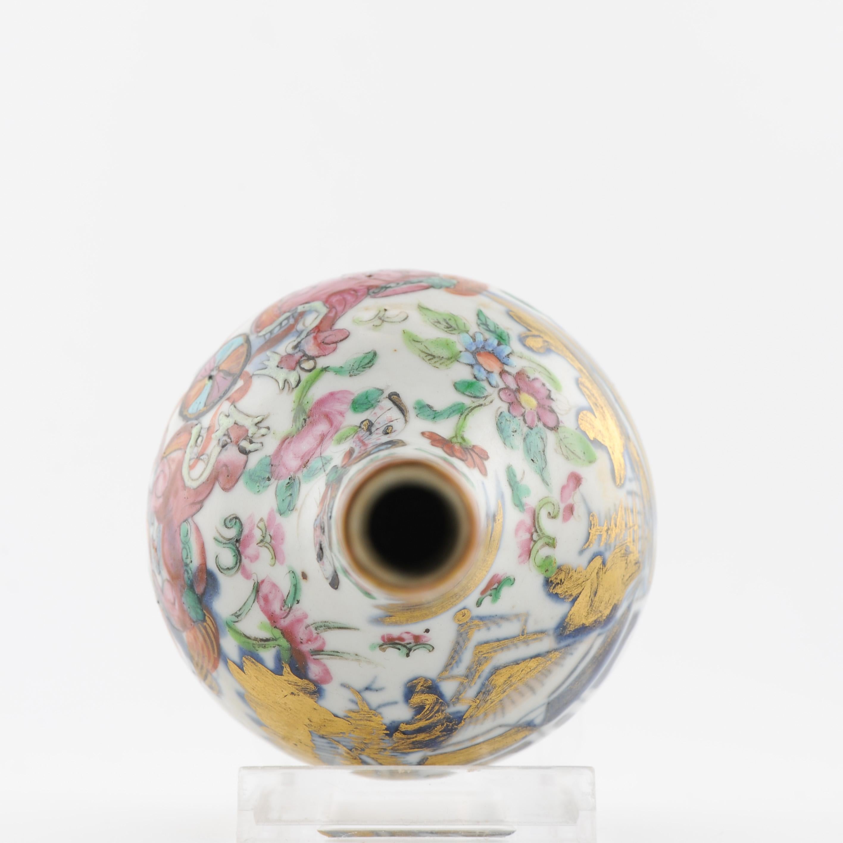 Anciennes assiettes figuratives cantonaises en porcelaine chinoise du 19ème siècle Qing Daoguang en vente 1