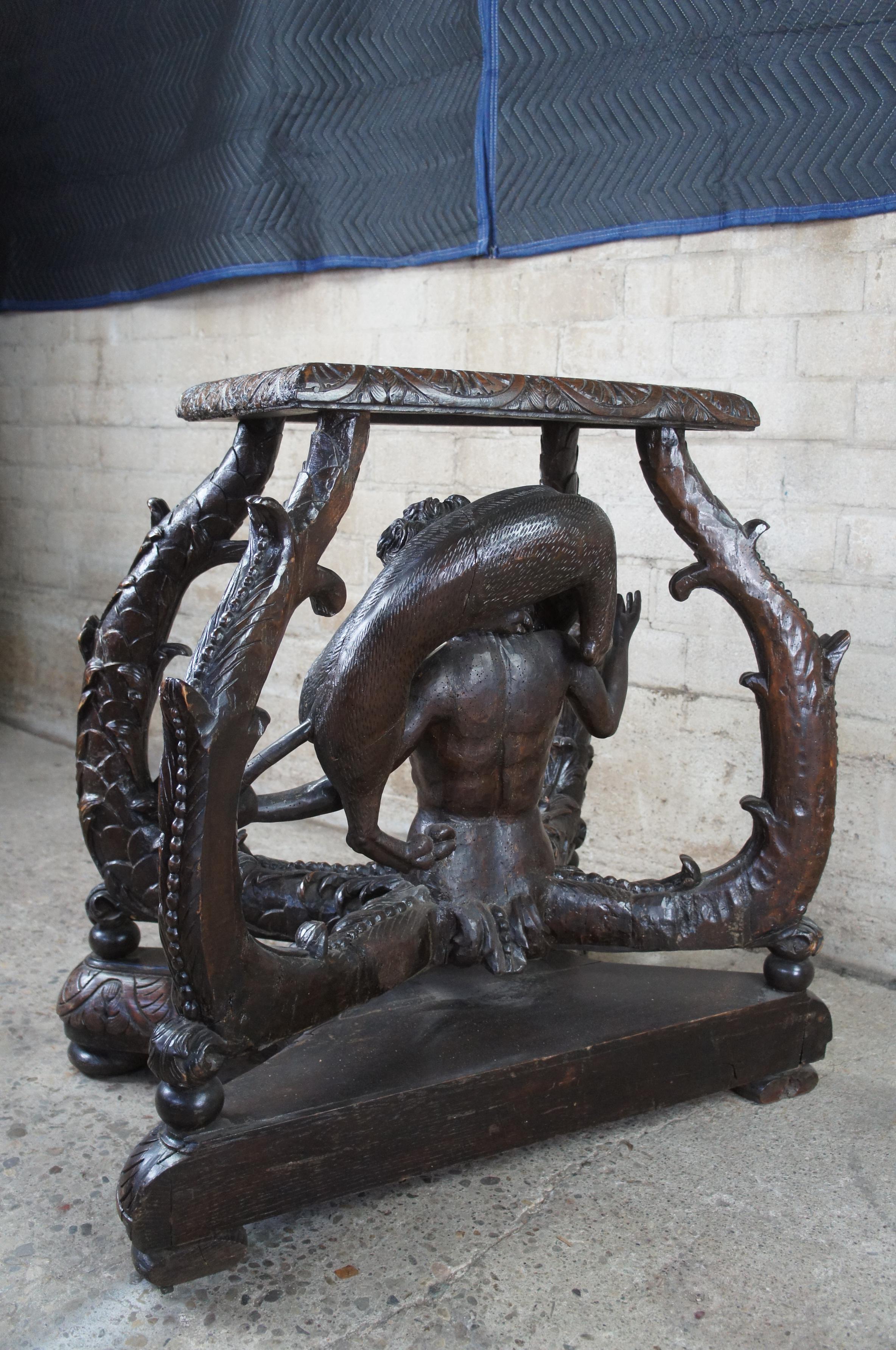 Antiker antiker Tischständer aus kontinentaler Eiche, 19. Jahrhundert, Figuraler geschnitzter Sockel, Panther im Angebot 4