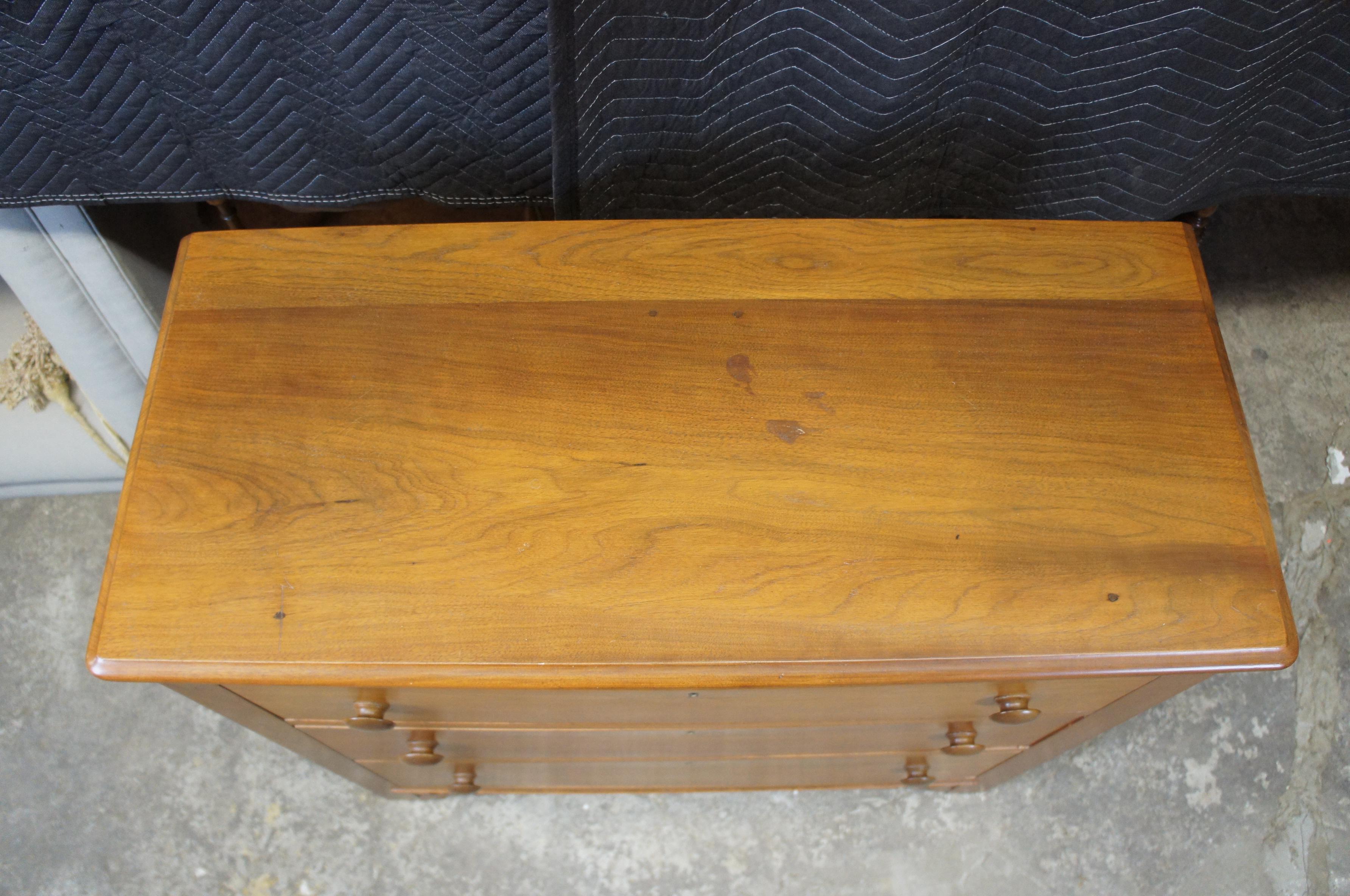 early american dresser
