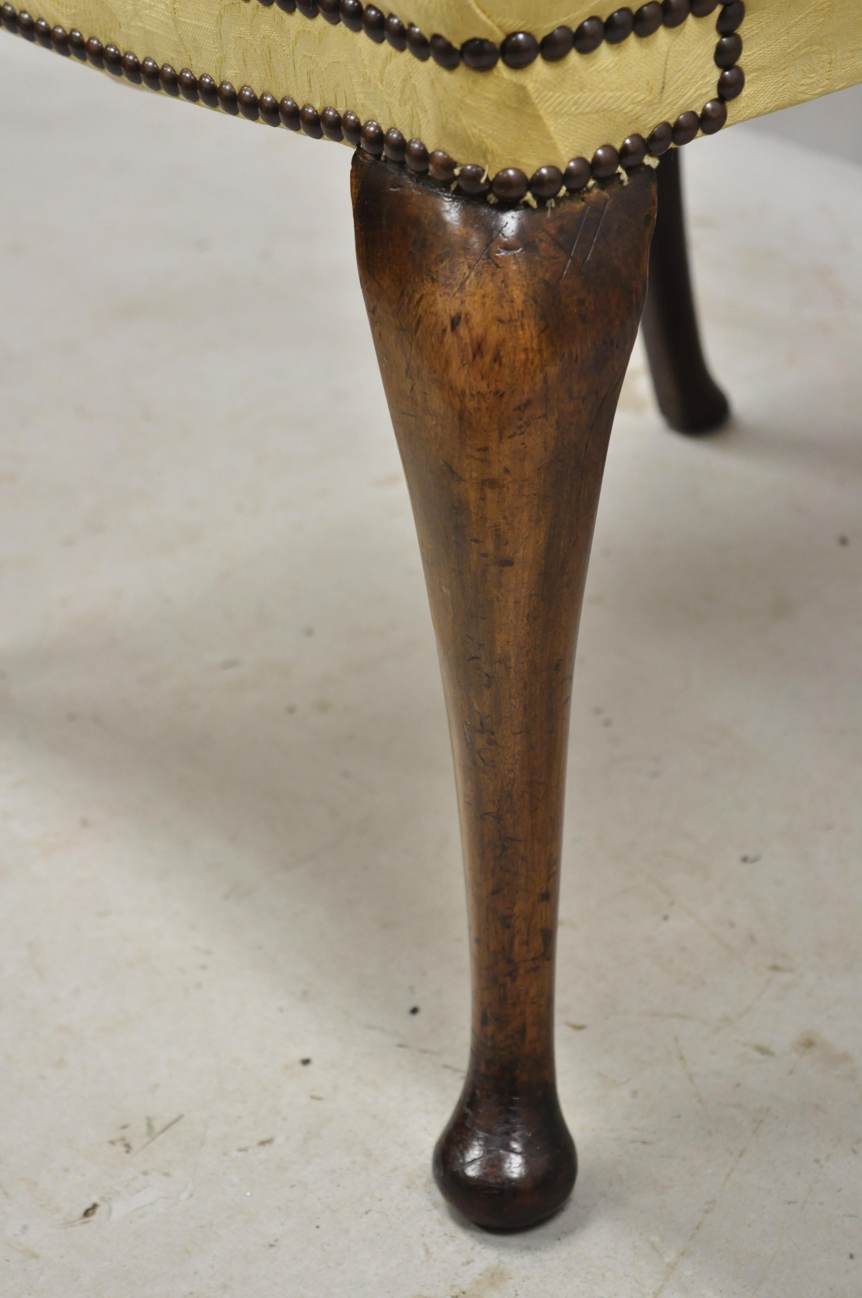 20th Century Antique 19th Century English Queen Anne Burr Walnut Splat Back Dining Side Chair