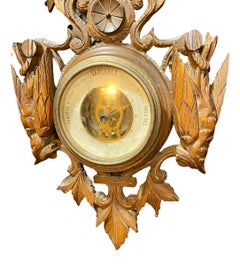 Antico XIX sec. Barometro aneroide in legno di noce intagliato francese